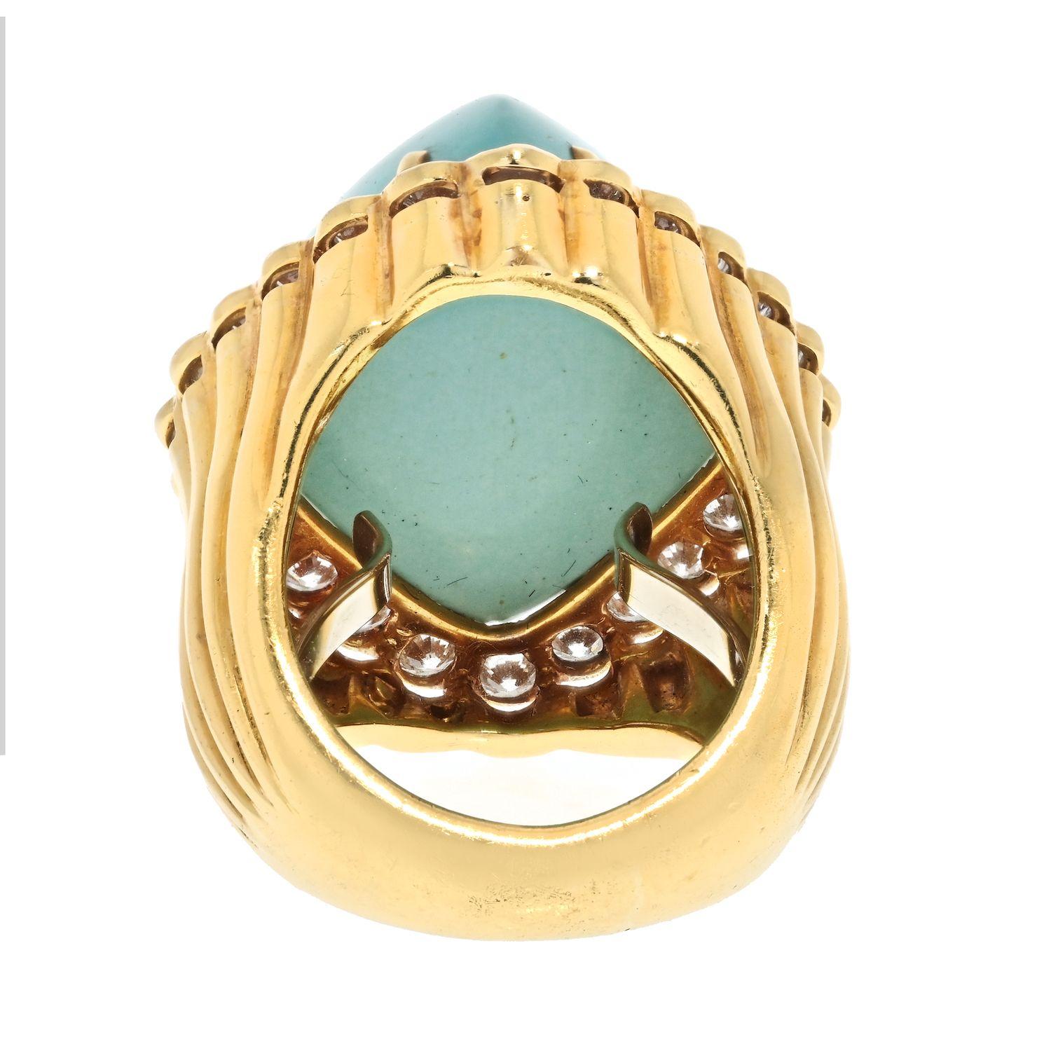 Round Cut David Webb 18K Yellow Gold Turquoise And Diamond 3.30cttw Cocktail Ring For Sale
