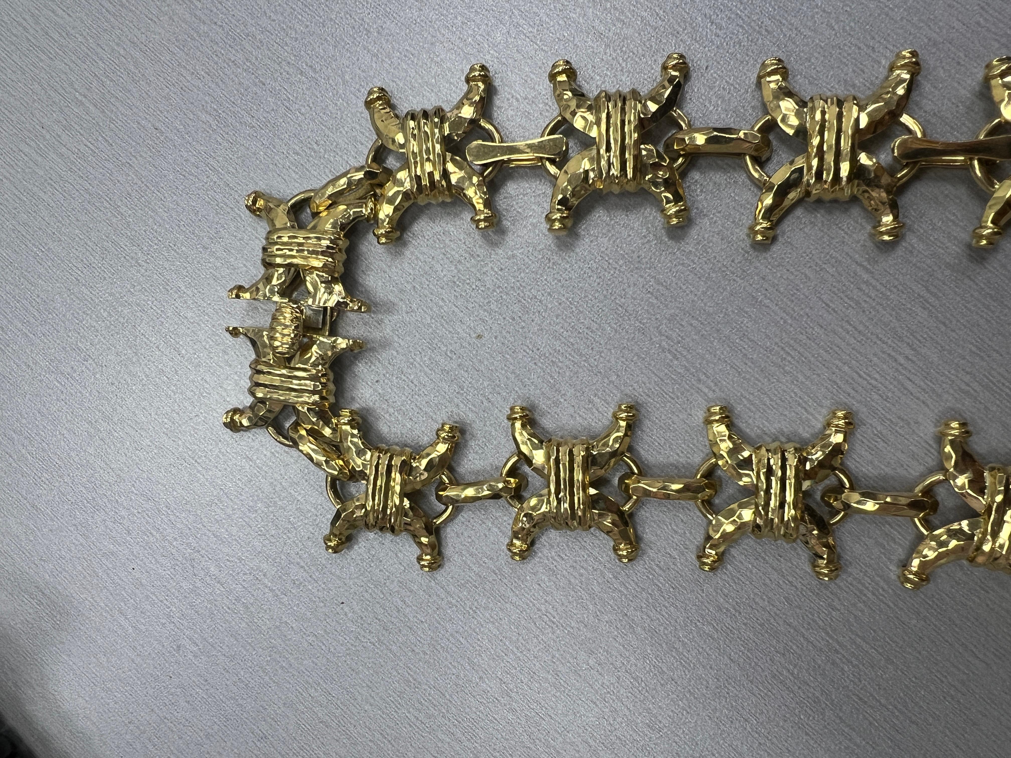 David Webb Collana a mezzaluna in oro giallo 18 carati con turchese e smeraldo in vendita 2