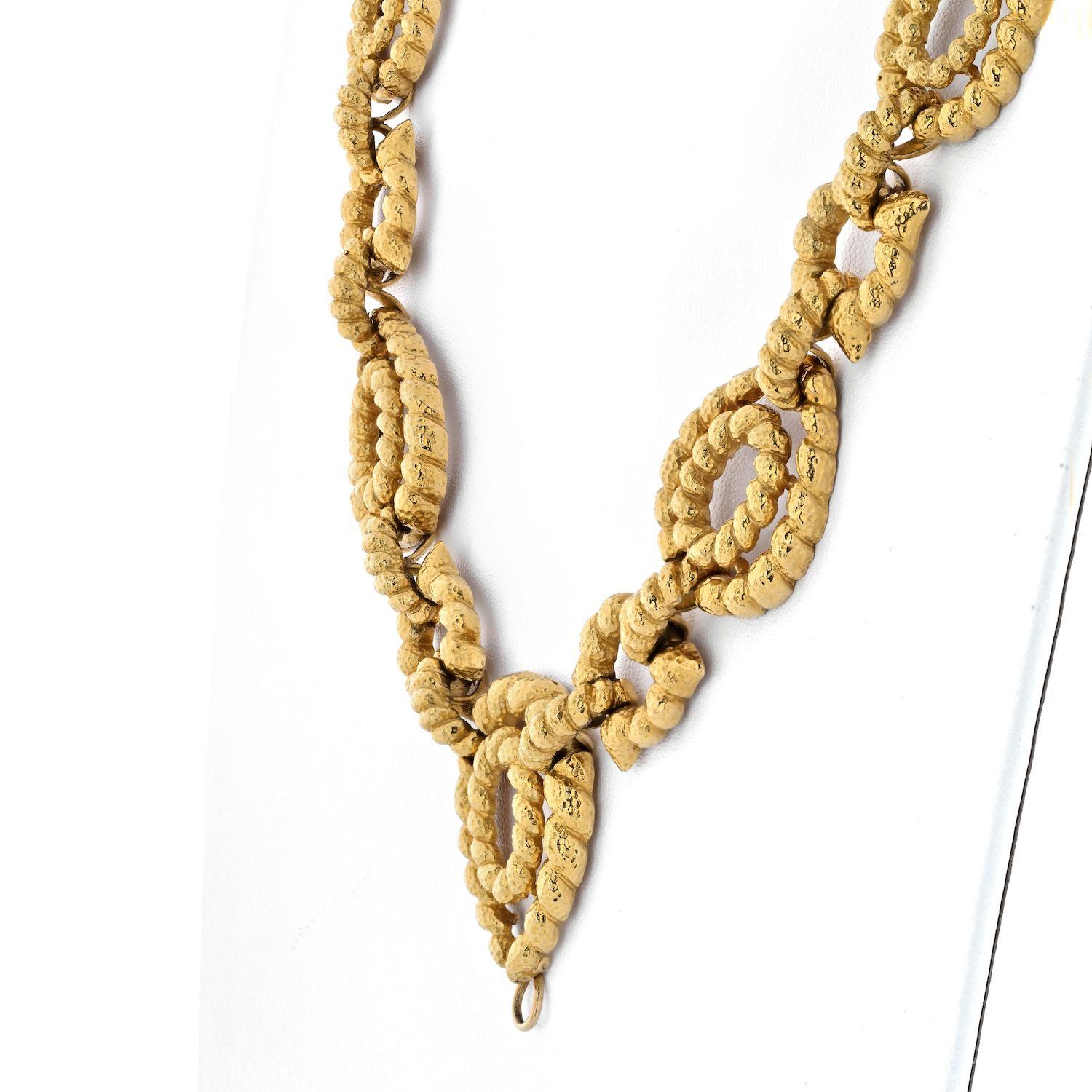 David Webb 18K Yellow Gold Twisted Open Link Long Necklace In Excellent Condition In New York, NY