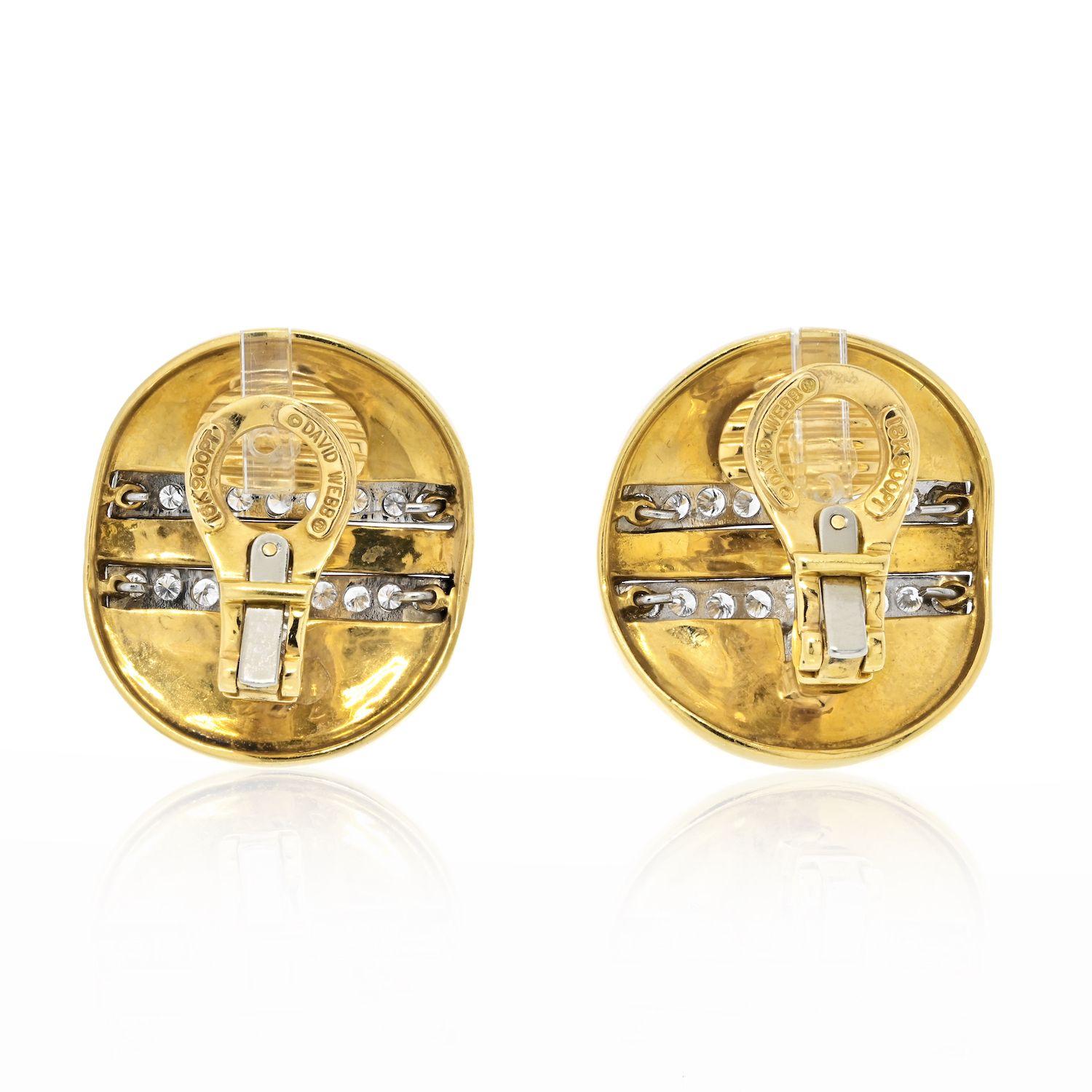 David Webb 18K Yellow Gold White Enamel Diamond Metro Clip Earrings In Excellent Condition For Sale In New York, NY