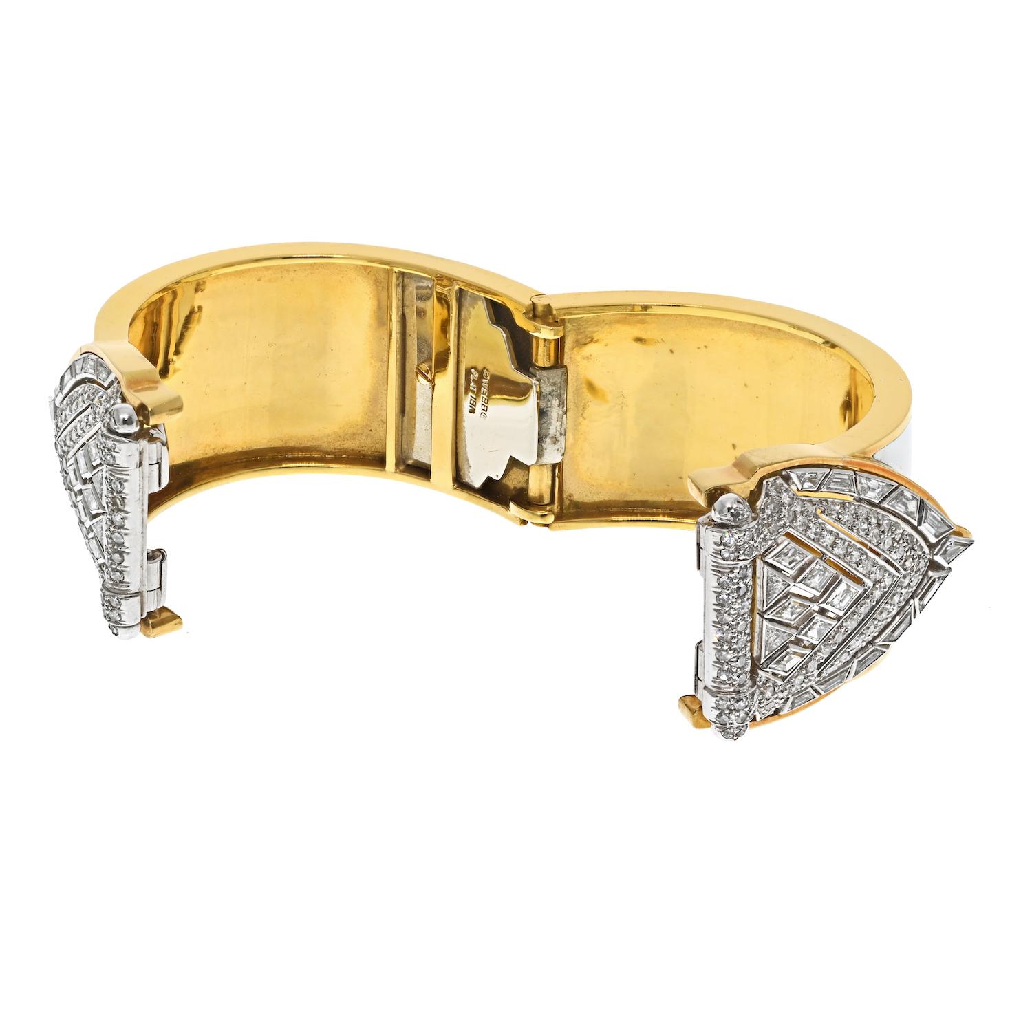 David Webb 18k Yellow Gold White Enamel Diamond Tips Vintage Cuff Bangle In Excellent Condition For Sale In New York, NY