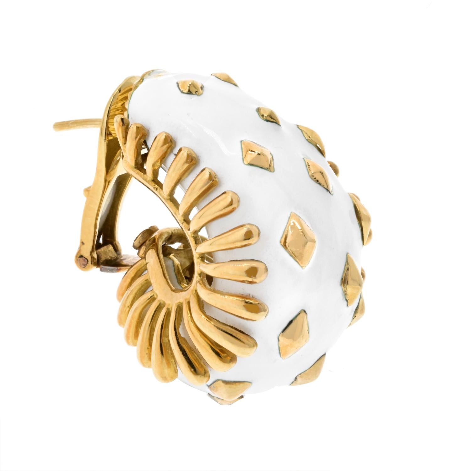 Modern David Webb 18K Yellow Gold White Enamel Gold Lozenge Clip On Earrings For Sale