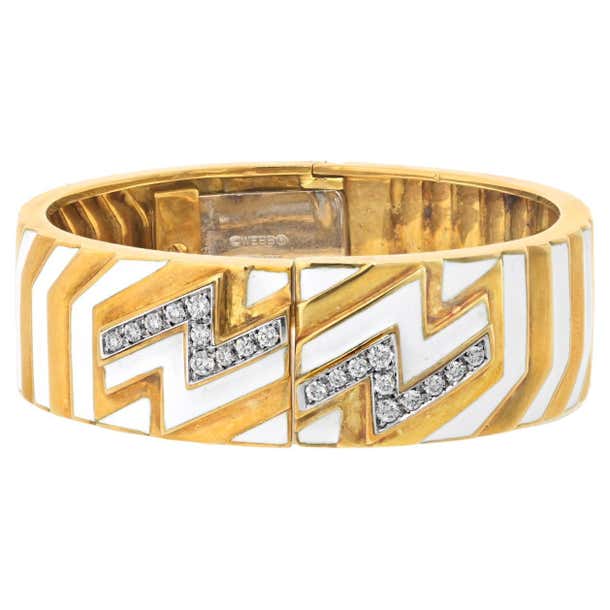 Aztec Zig Zag Weaved Bracelet With 2 Stack Stretch Bracelets Metallic Gold and Browns Aztec Zig Zag Weaved Bracelet With 2 Stack Stretch Bracelets Metallic Gold and Browns