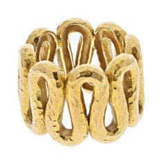 David Webb 18K Yellow Gold Zigzag Hammered Ring