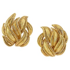 David Webb 18kt Textured Gold 'Laurel Leaf' Earrings