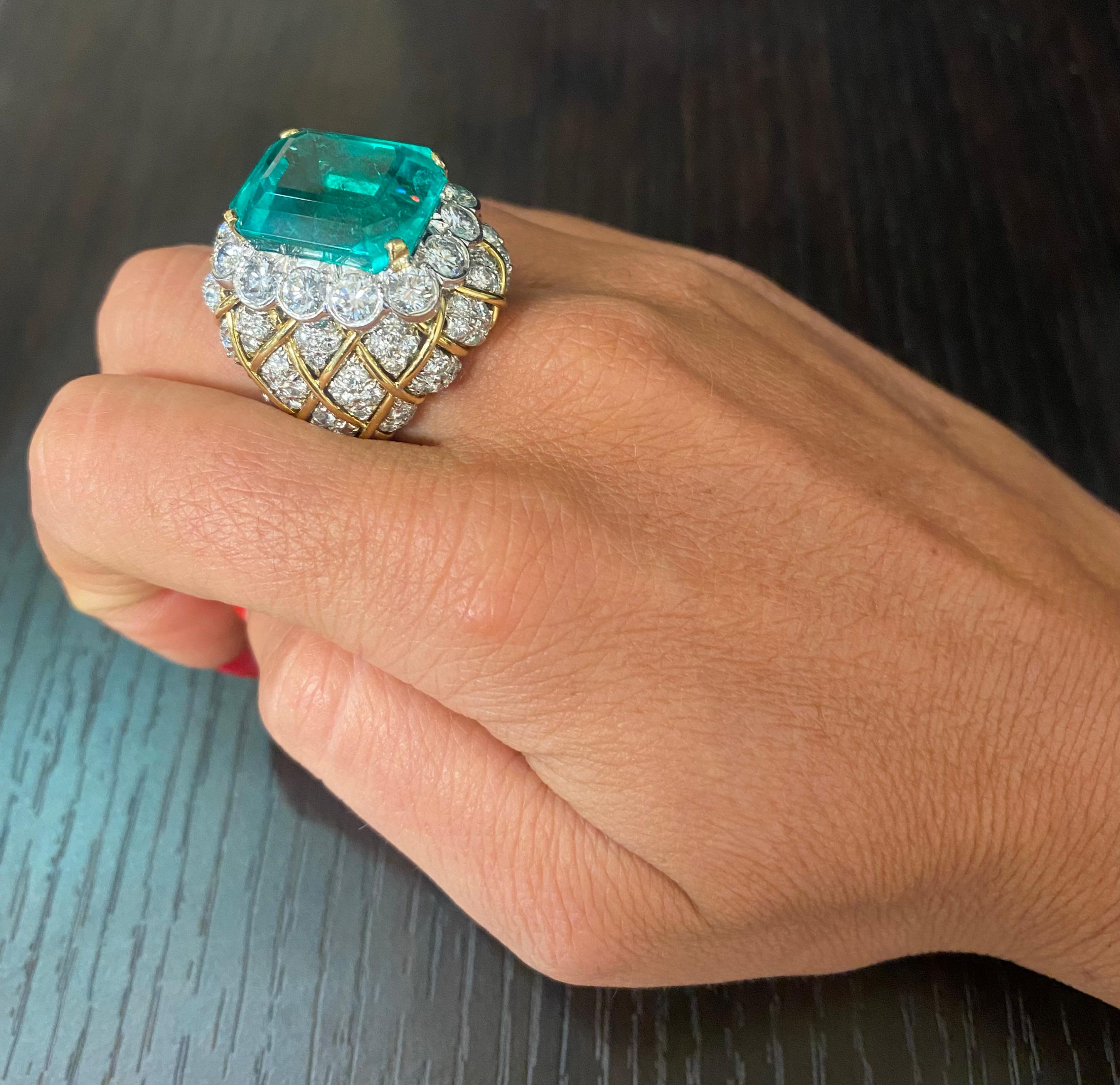 David Webb 19 Carat Colombian Emerald & Diamond Ring In Excellent Condition For Sale In New York, NY