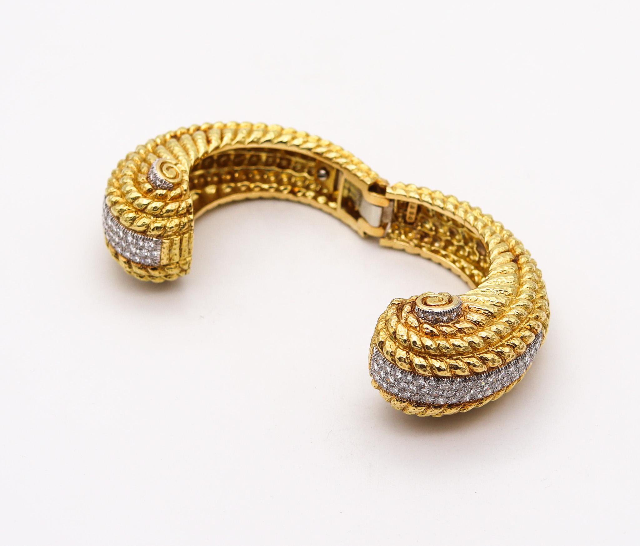 Women's David Webb 1960 Bangle Bracelet in 18kt Yellow Gold with 9.52 Ctw in Diamonds For Sale