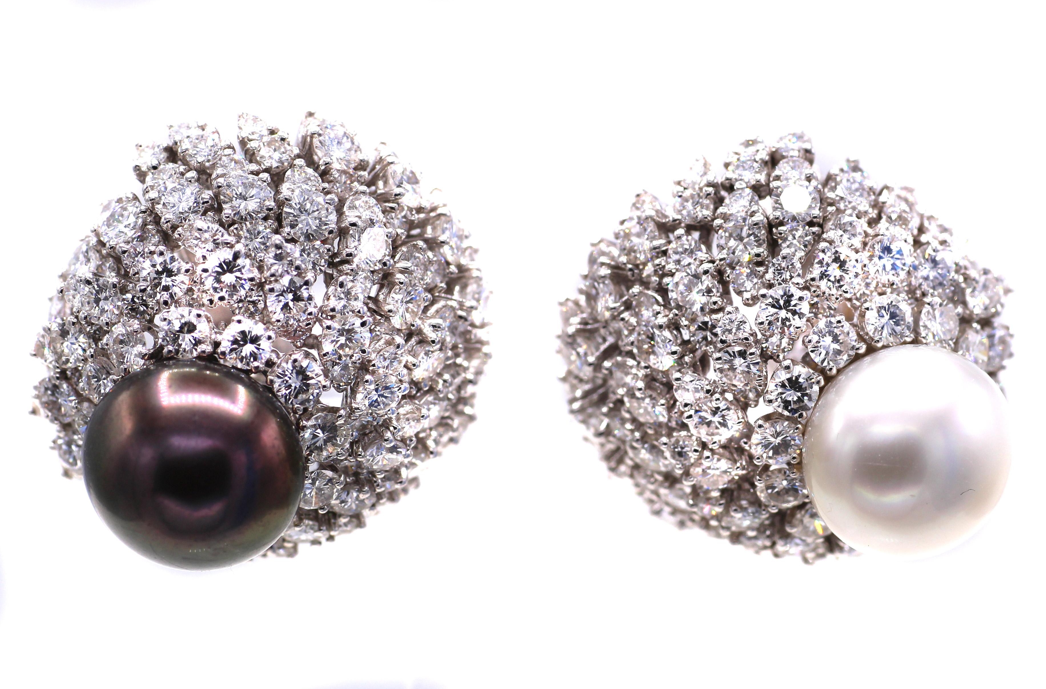 David Webb 1960s Diamond Black and White South Sea Pearl Platinum Earrings In Excellent Condition In New York, NY