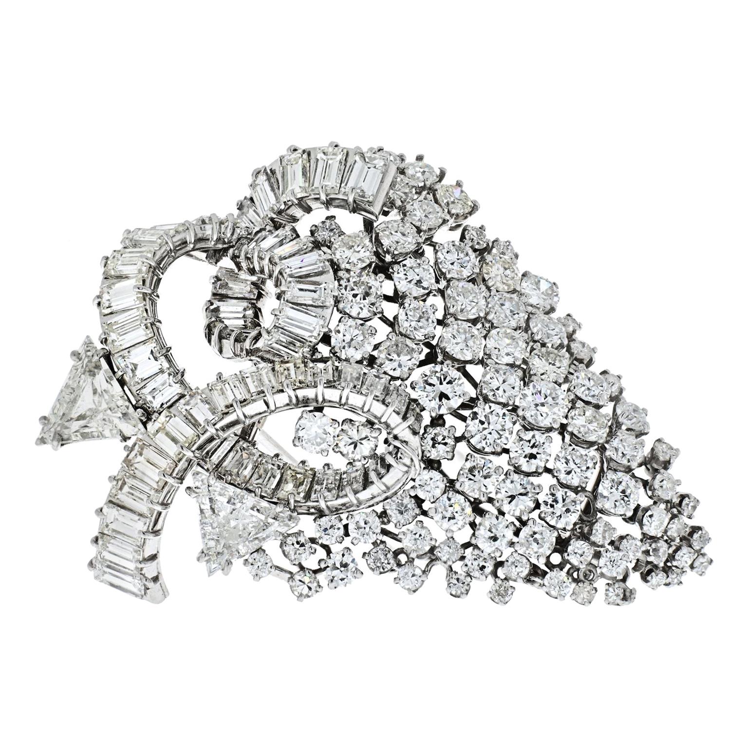 David Webb 1960's Impressive 25 Carat Diamond Cluster Brooch