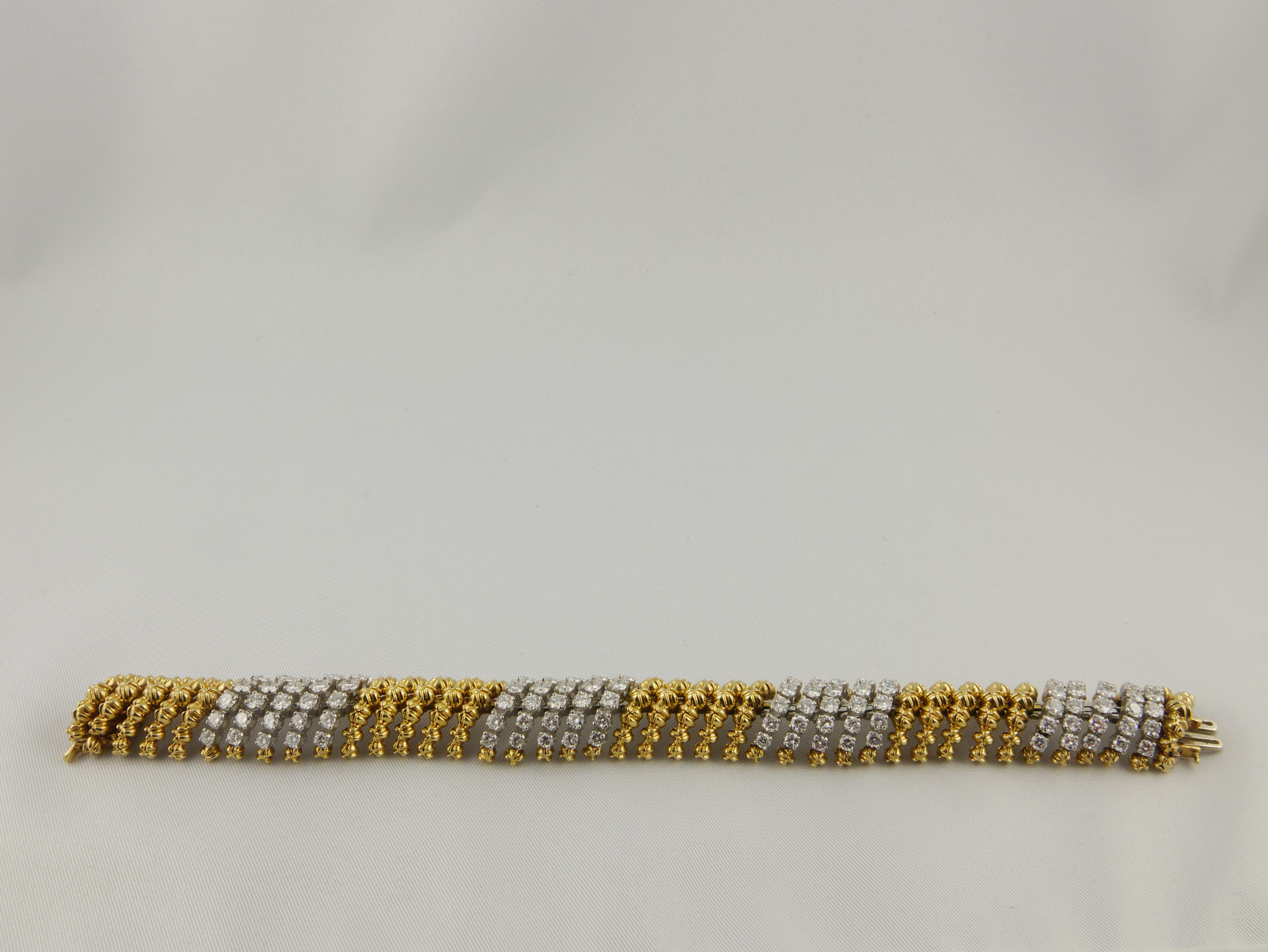 David Webb 1960s Yellow Gold Platinum and Diamonds Bracelet In Good Condition For Sale In Torino, IT