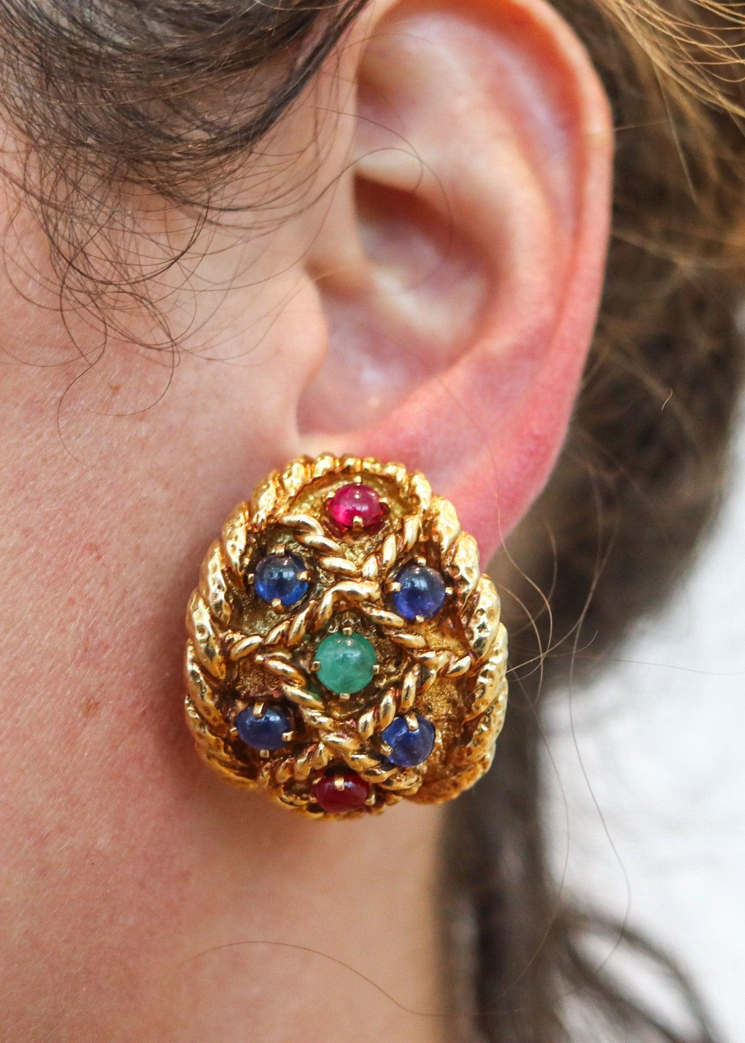 Ropes earrings designed by David Webb (1925-1975).

These are an outstanding colorful clips-on earrings created in New York City at the jewelry atelier of David Webb, back in the 1970's. This gems-set vintage earrings have been carefully crafted