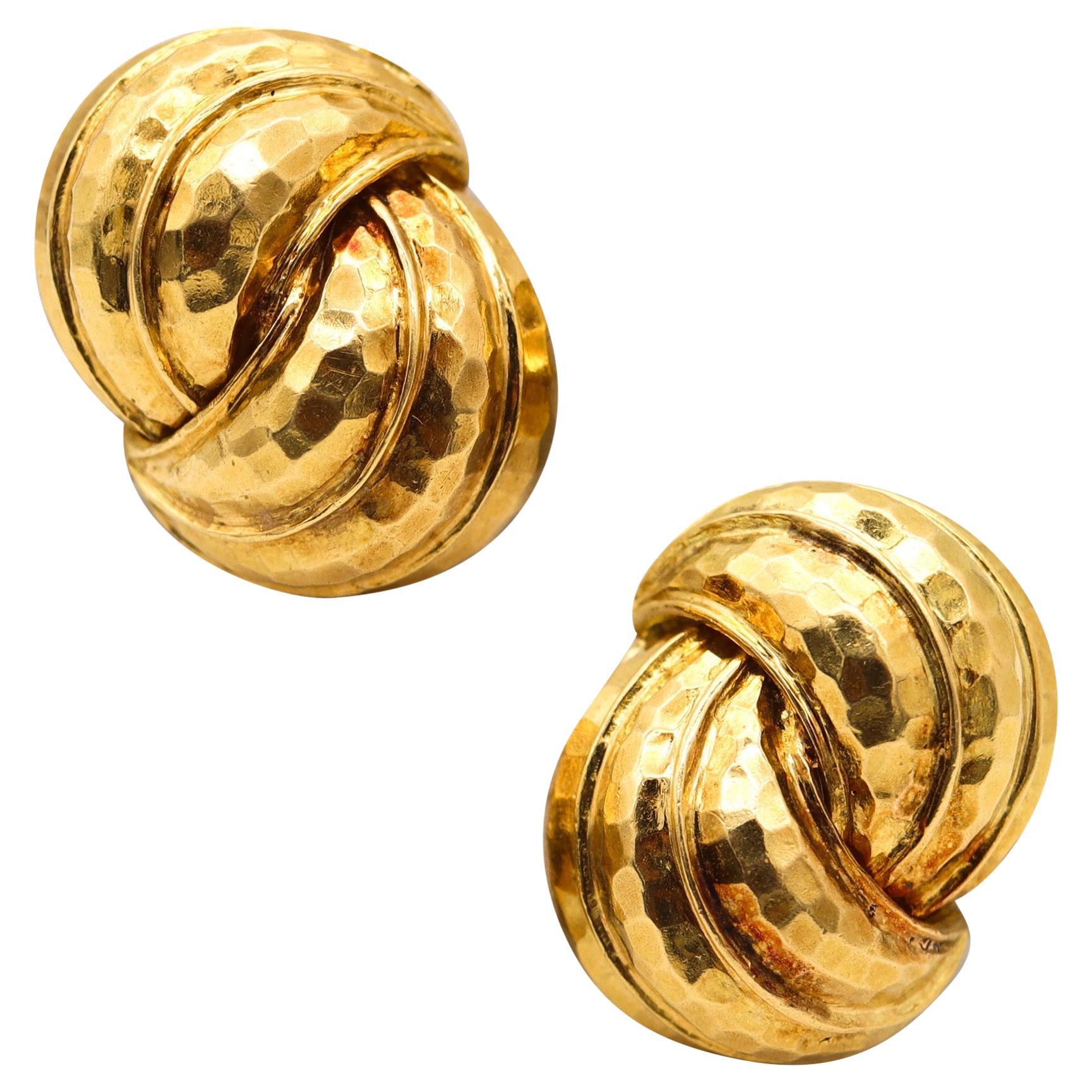 DAVID WEBB 1970 Faceted Swirls Clips-On Earrings In Solid 18Kt Yellow Gold