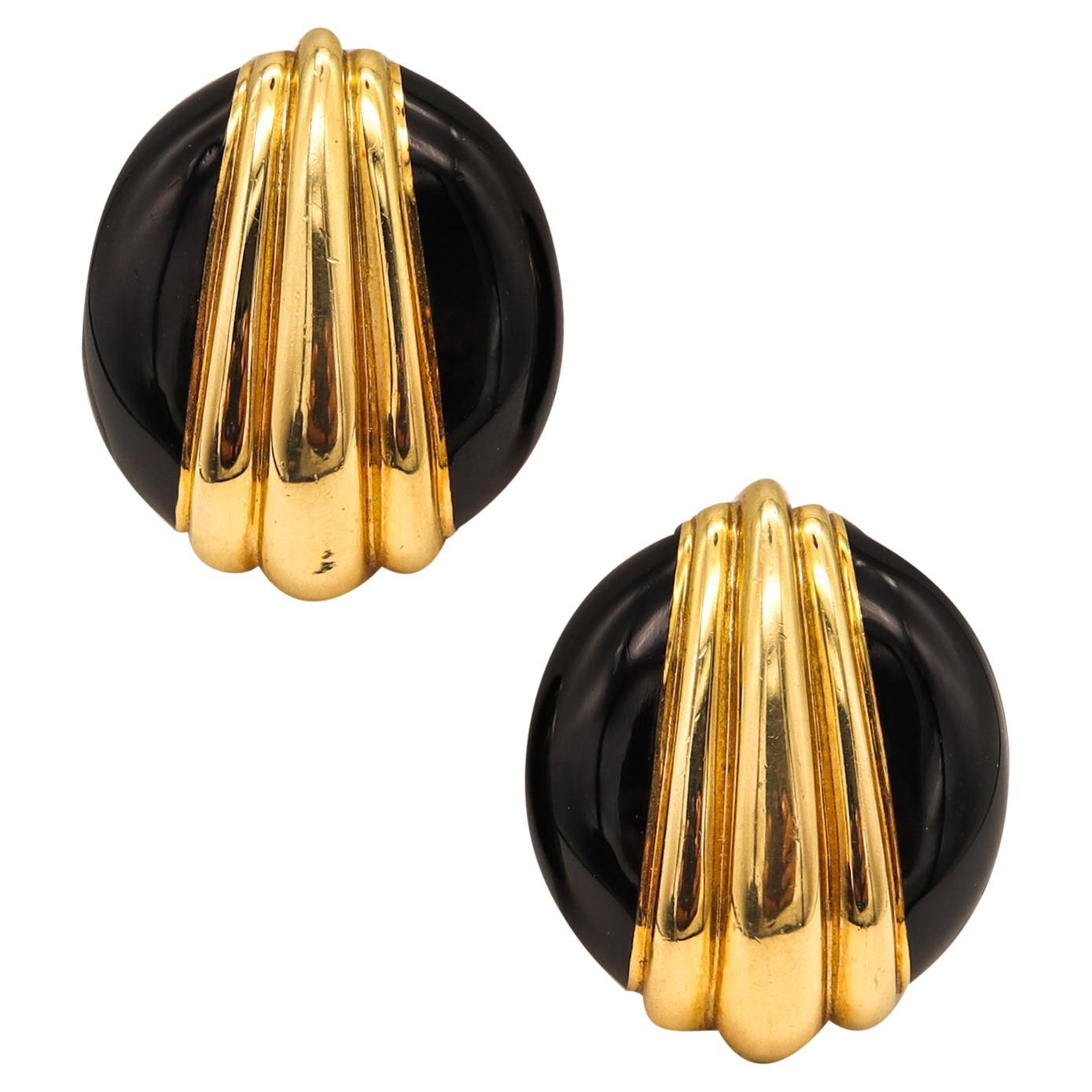 David Webb 1970 New York Black Enameled Clip Earrings in Solid 18Kt Yellow Gold For Sale