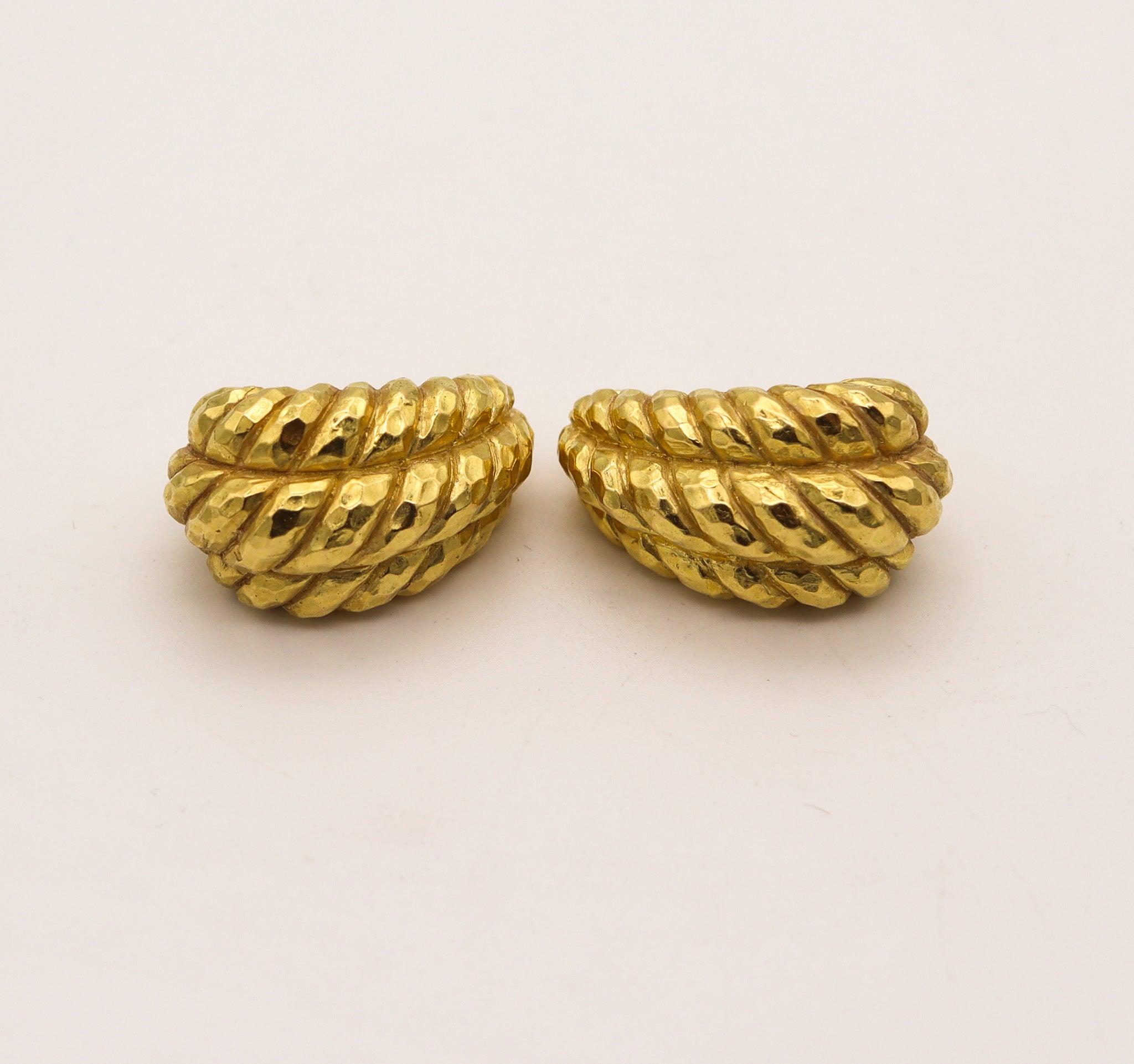Modernist DAVID WEBB 1970 New York Ropes Hoops Earrings In Solid Textured 18Kt Yellow Gold For Sale