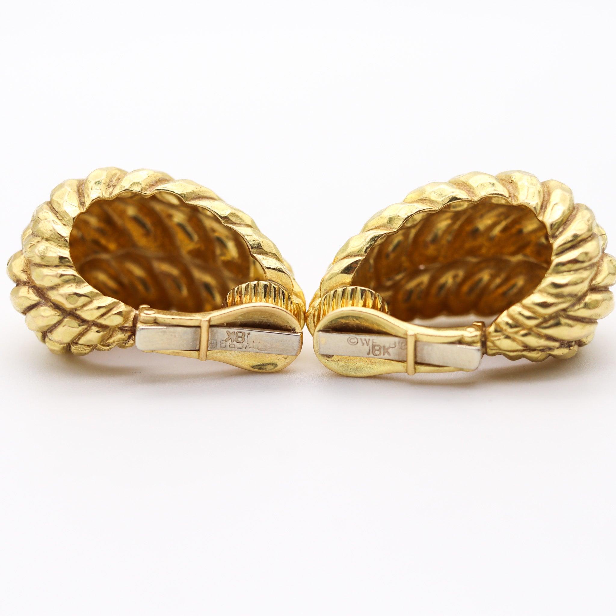 Women's DAVID WEBB 1970 New York Ropes Hoops Earrings In Solid Textured 18Kt Yellow Gold For Sale