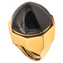 David Webb 1970 Statement Cocktail Ring in 18kt Yellow Gold with Black Onyx