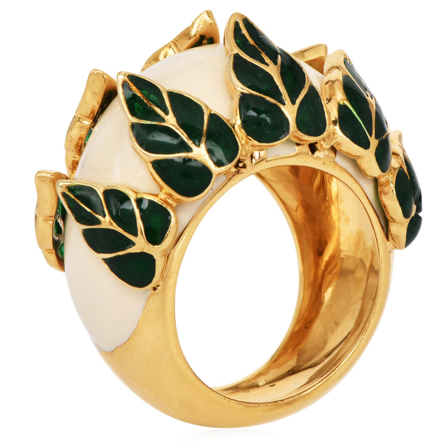 David Webb 1970s 18K Gold Enamel Leaf Dome Statement Ring For Sale 4