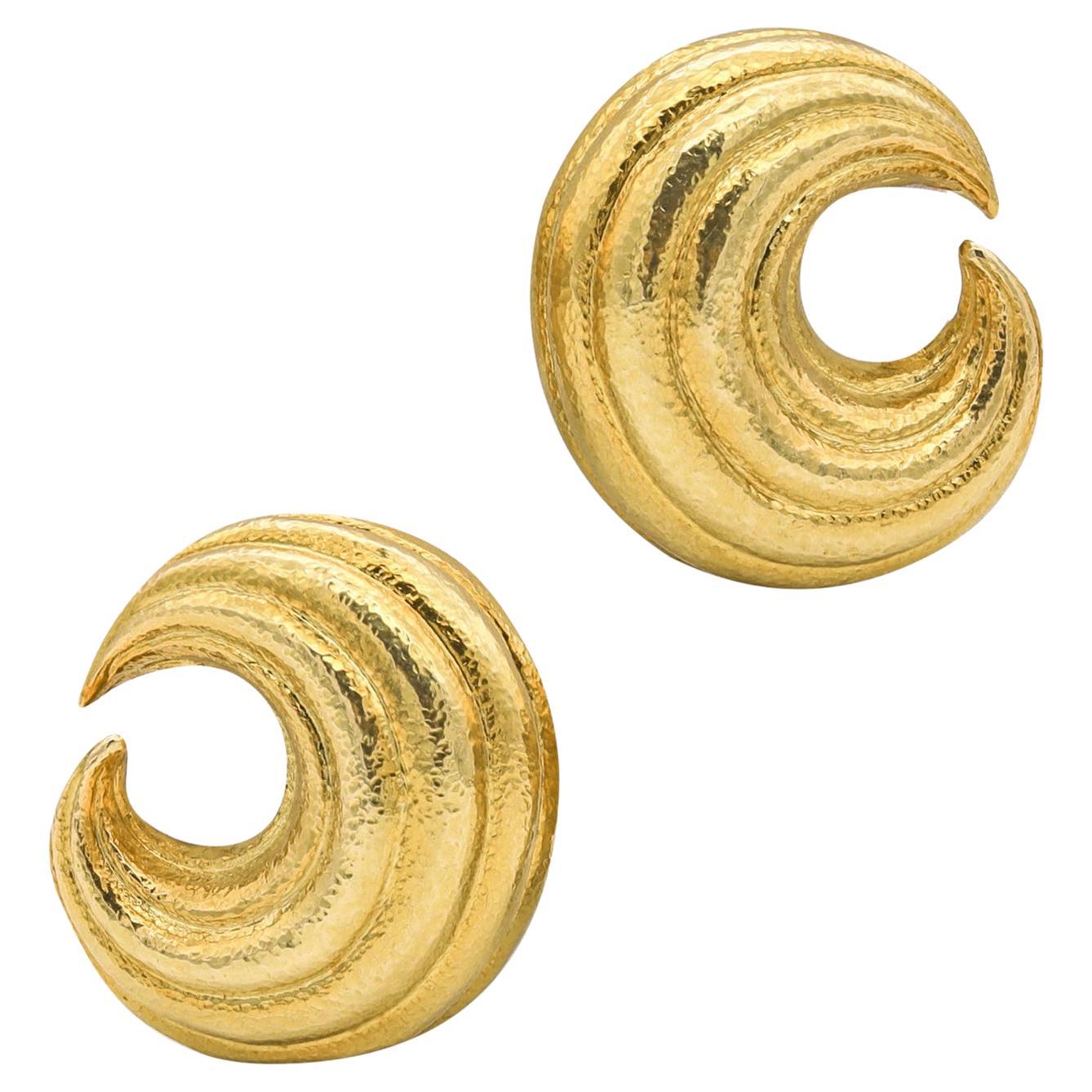 David Webb 1970s 18k Yellow Gold Crescent Earrings