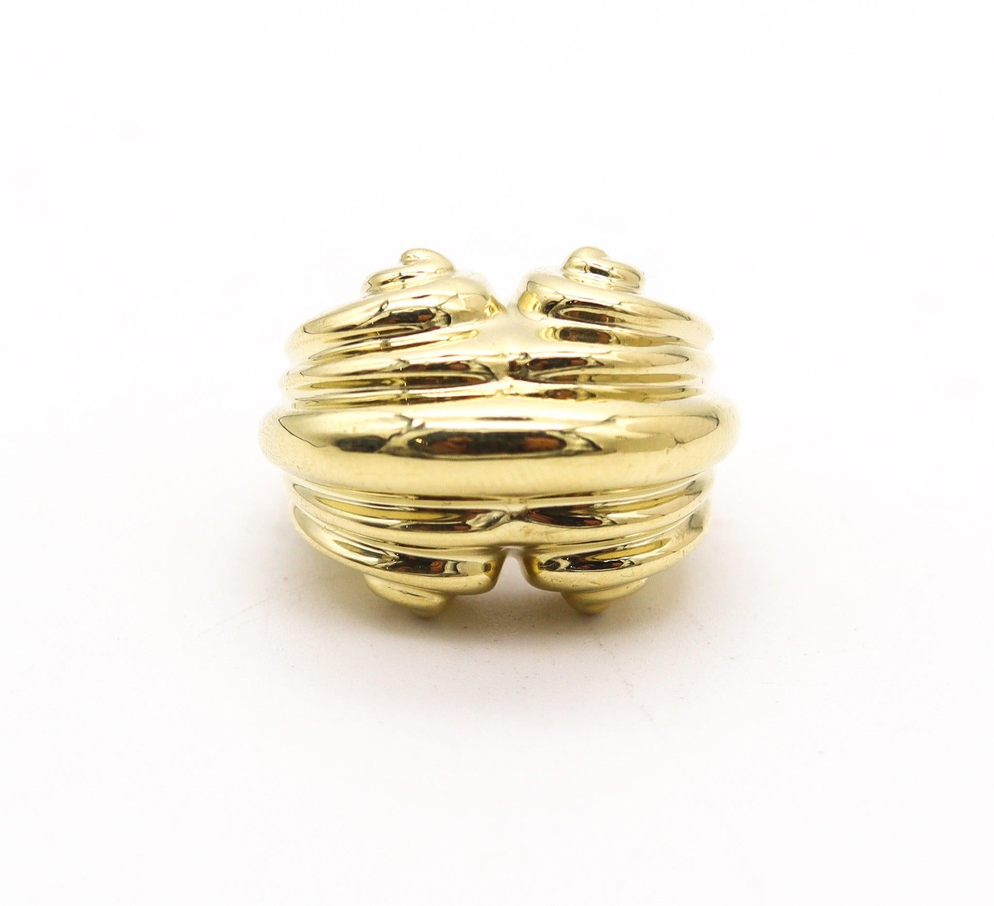 Moderniste DAVID WEBB New York, bague cocktail à volutes en or jaune massif 18 carats, 1975 en vente