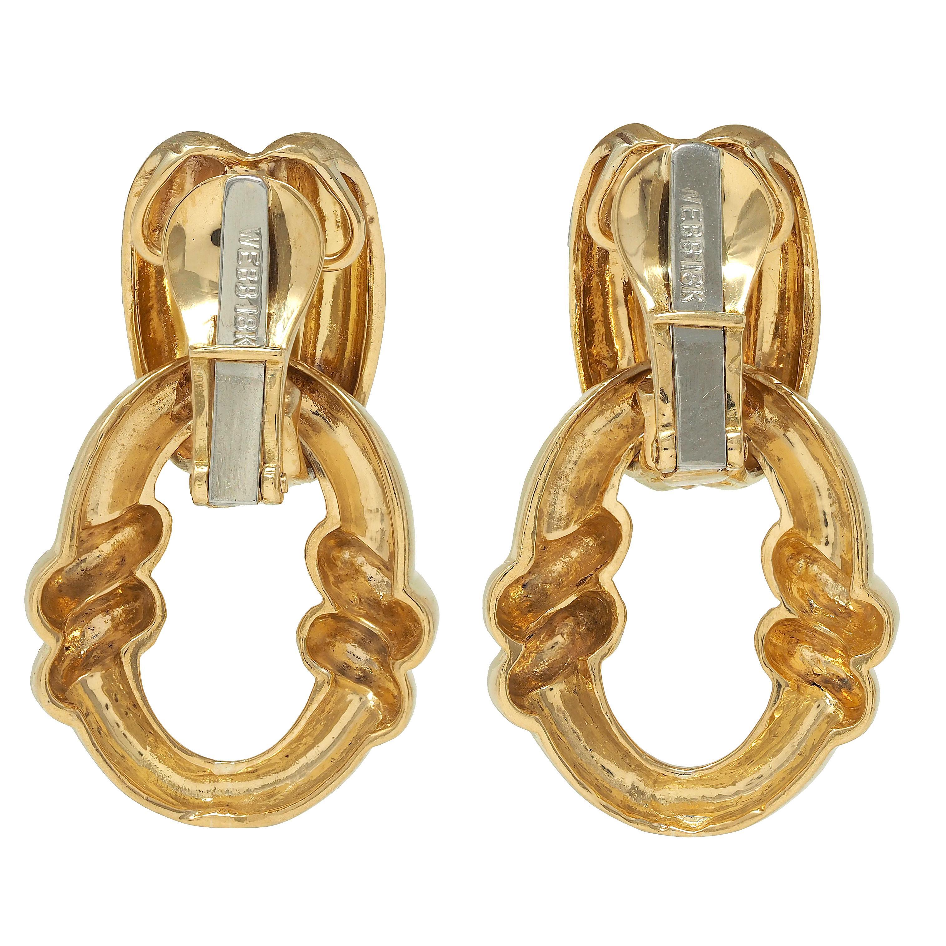 Women's or Men's David Webb 1980's 18 Karat Yellow Gold Vintage Door Knocker Ear-Clip Earrings For Sale