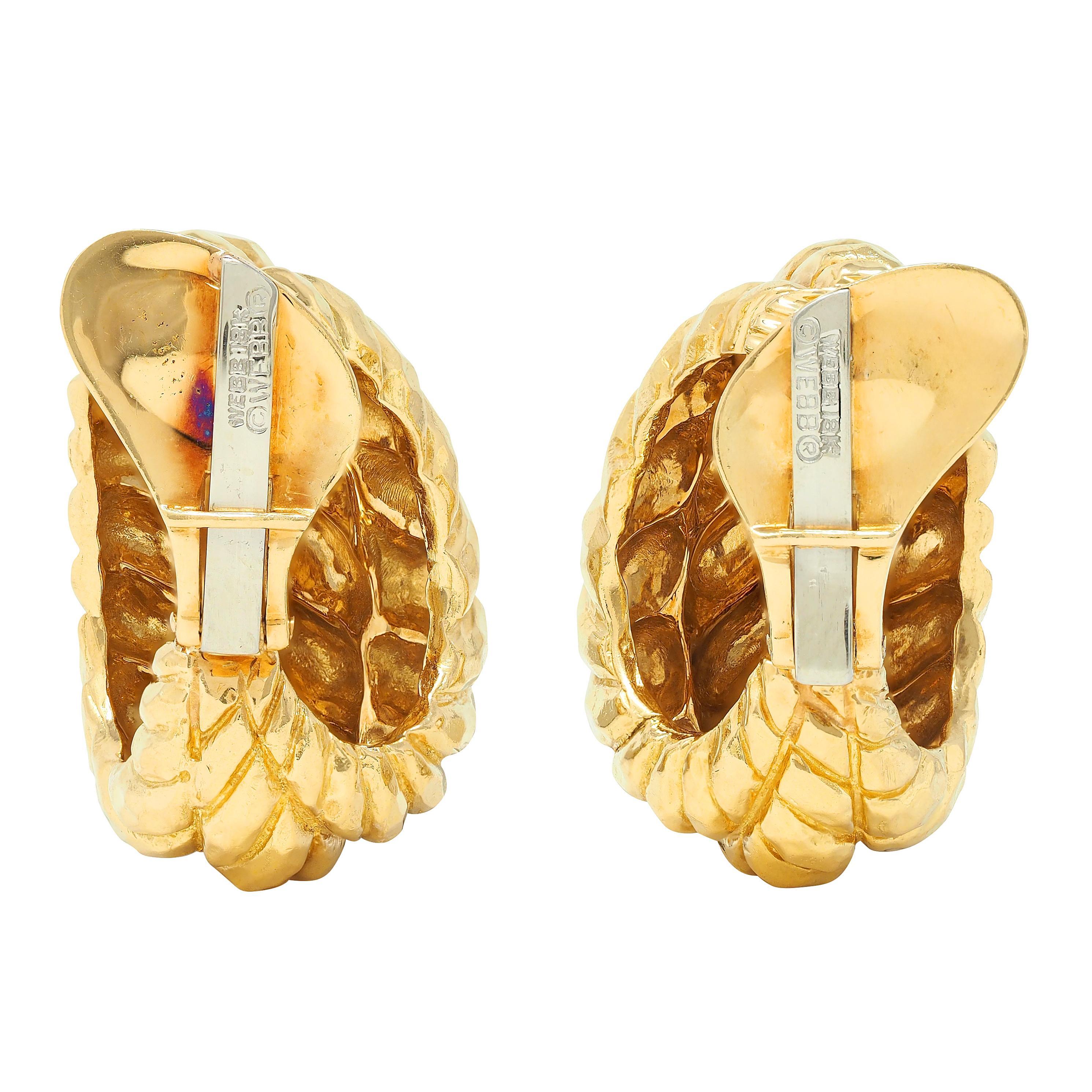 David Webb 1980's 18 Karat Yellow Gold Vintage J-Hoop Ear-Clip Earrings In Excellent Condition For Sale In Philadelphia, PA