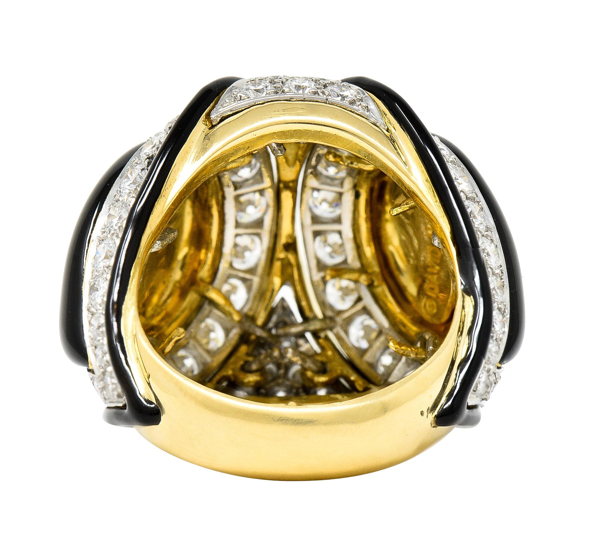 David Webb 1980's Diamond Enamel Platinum 18 Karat Yellow Gold Vintage Ring In Good Condition In Philadelphia, PA