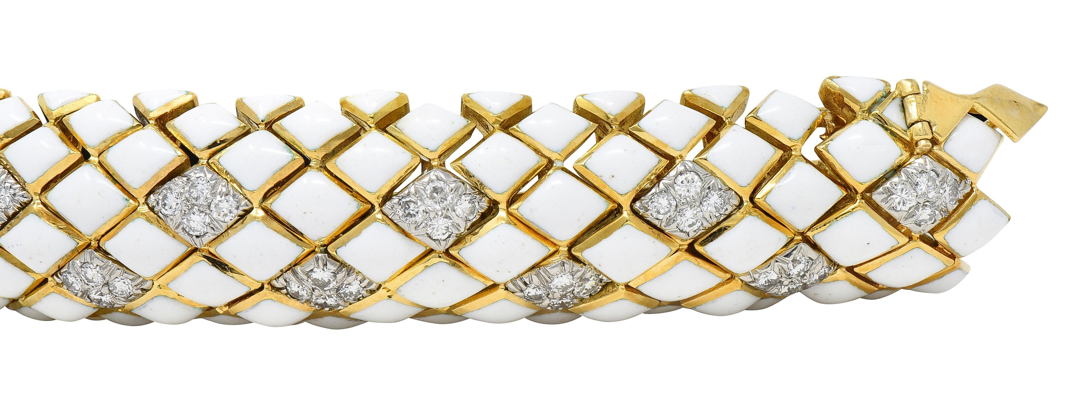 David Webb Pulsera Arlequín de oro amarillo de 18 quilates y esmalte de diamantes de la década de 1980 Corte brillante en venta