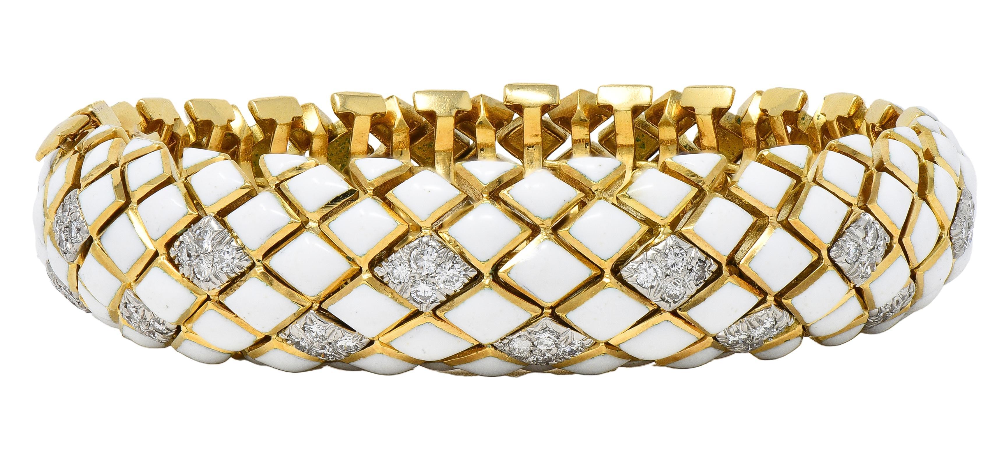 David Webb Pulsera Arlequín de oro amarillo de 18 quilates y esmalte de diamantes de la década de 1980 en Excelente estado para la venta en Philadelphia, PA