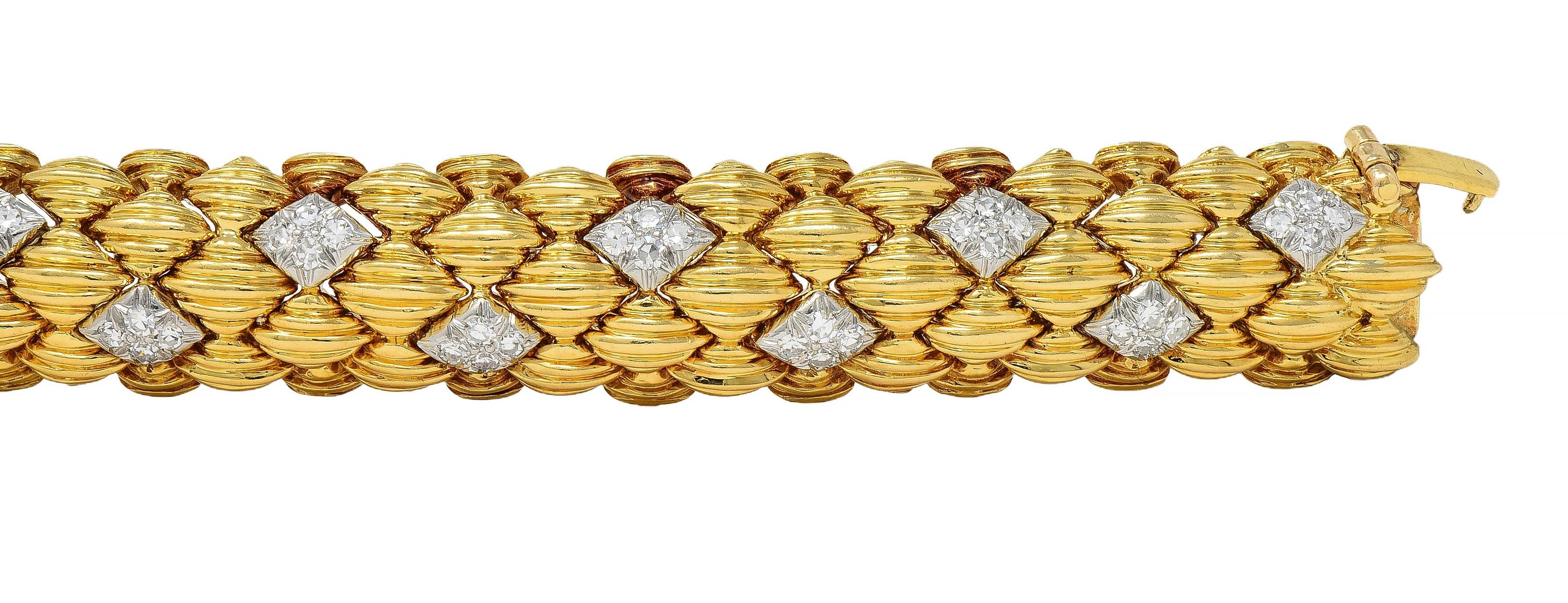 David Webb Bracciale Arlecchino d'epoca in platino e diamanti, anni '80, oro 18 carati In condizioni ottime in vendita a Philadelphia, PA