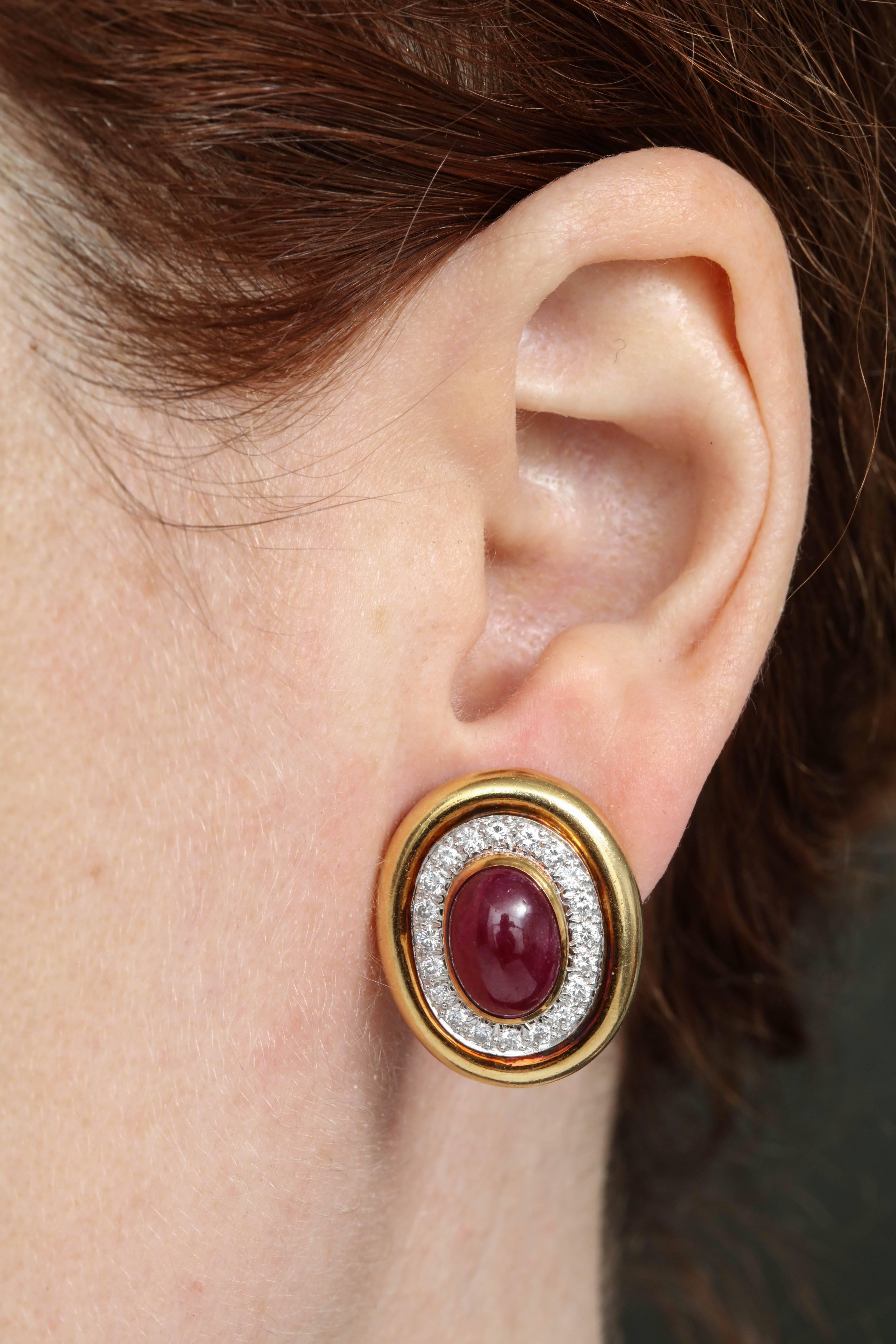David Webb 1980s Oval Shaped Cabochon Ruby with Diamonds Gold Clip-On Earrings 2