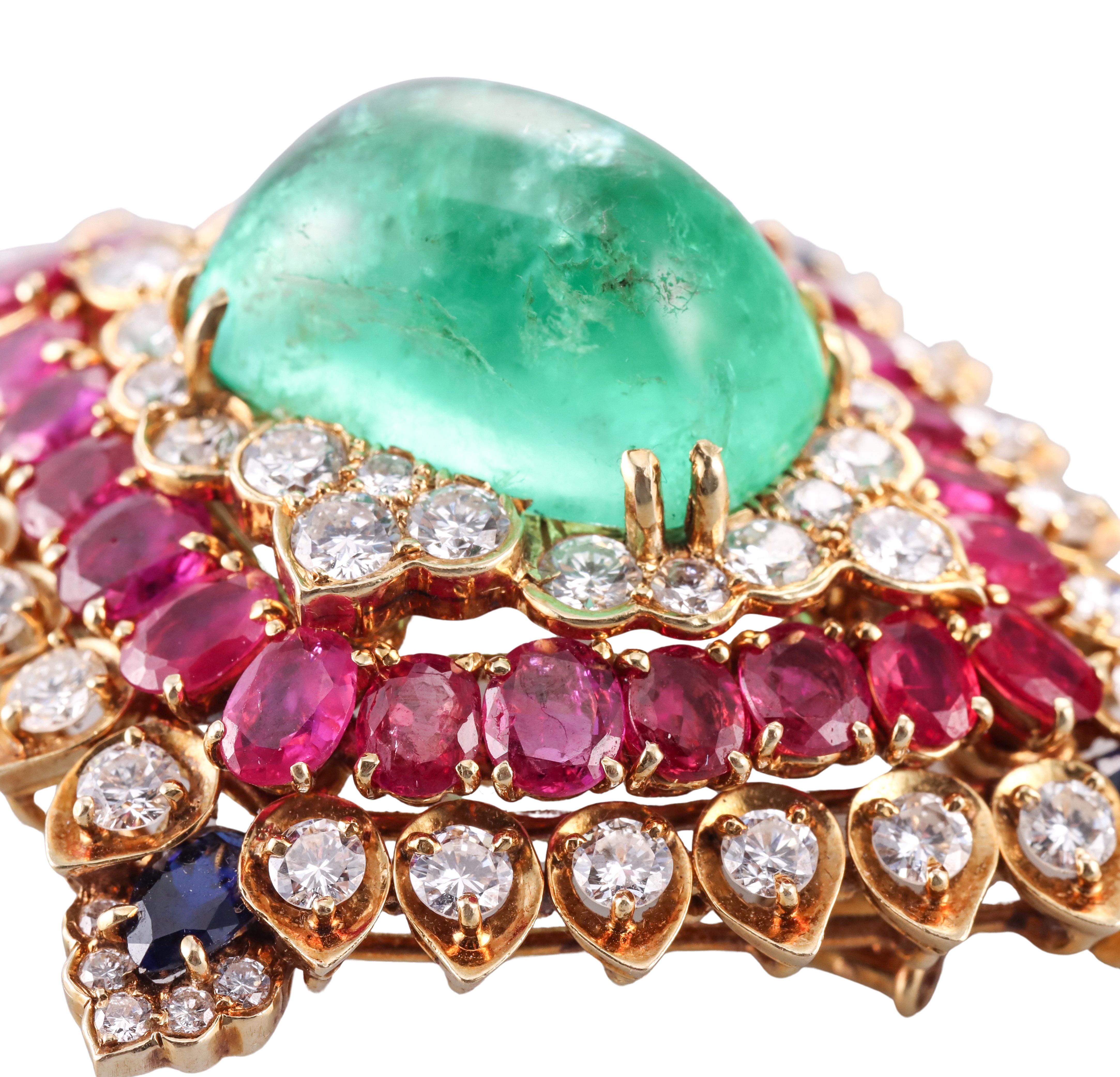 David Webb Pendentif broche en or 26 carats, émeraude, rubis, saphir et diamant en vente 1
