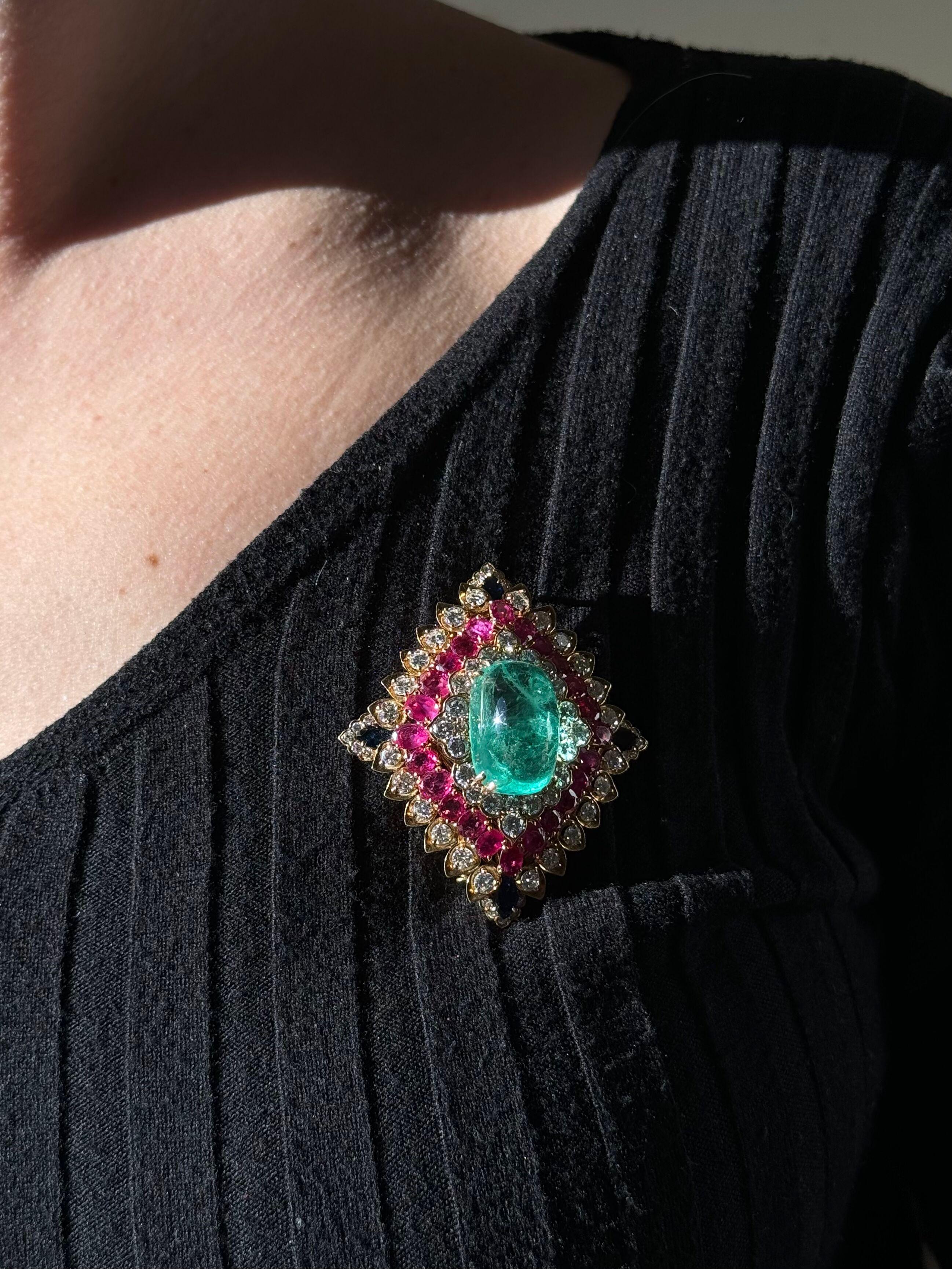 David Webb 26ct Emerald Ruby Sapphire Diamond Gold Brooch Pendant For Sale 2
