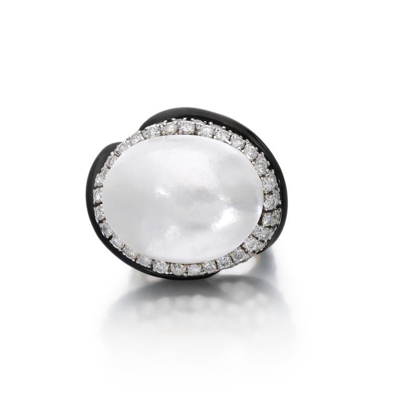 Designer:
DAVID WEBB


Title:
David Webb 4.00 Carat Round Brilliant H VS1 Diamond 18 Karat Yellow Gold Cocktail Ring


Style:
Cocktail


Metal:
18 Karat Yellow Gold


Gemstone 1:
4 Carat Diamond


Number of