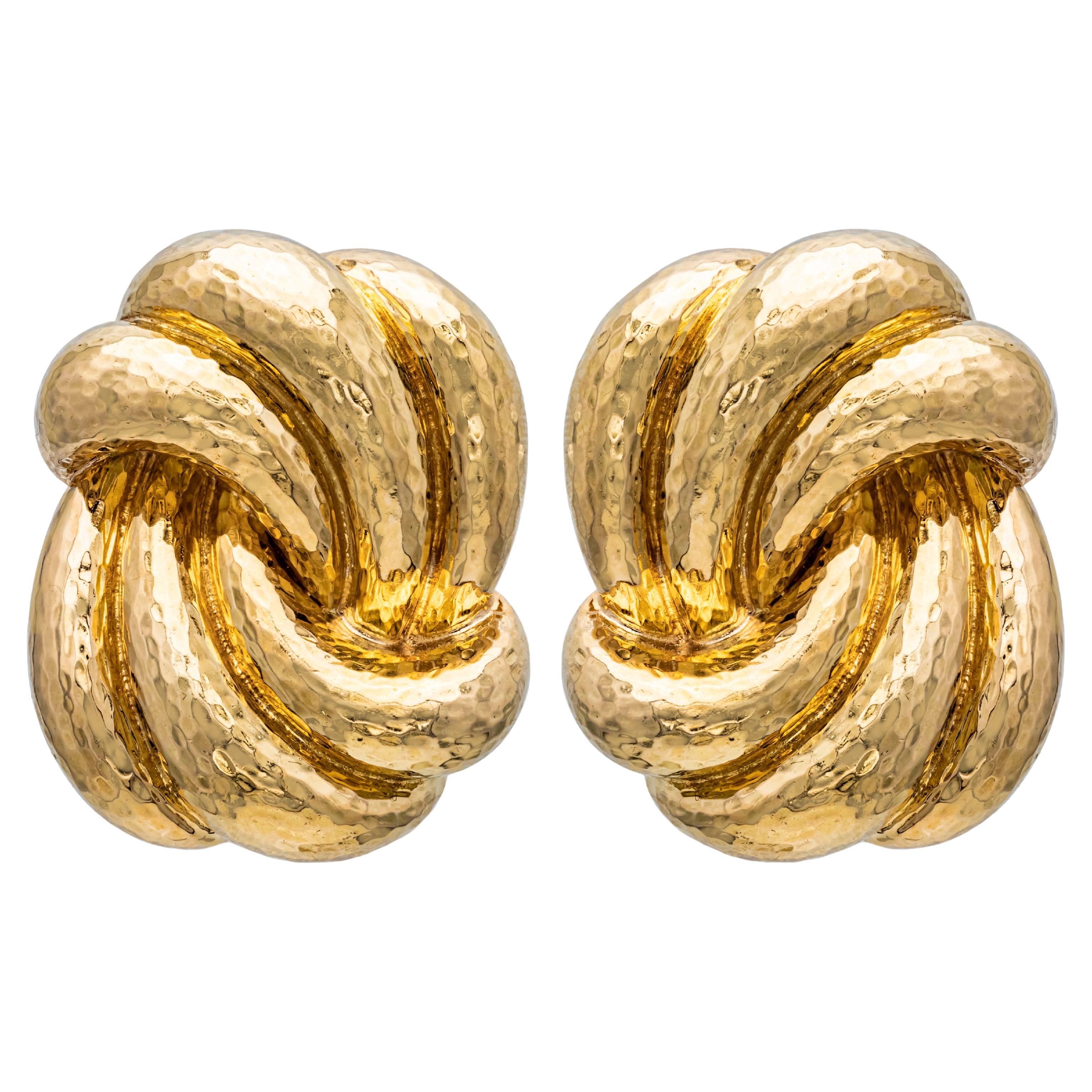 David Webb 41.78 Grams 18K Yellow Gold Large Hammered Knots Gold Clip Earrings For Sale