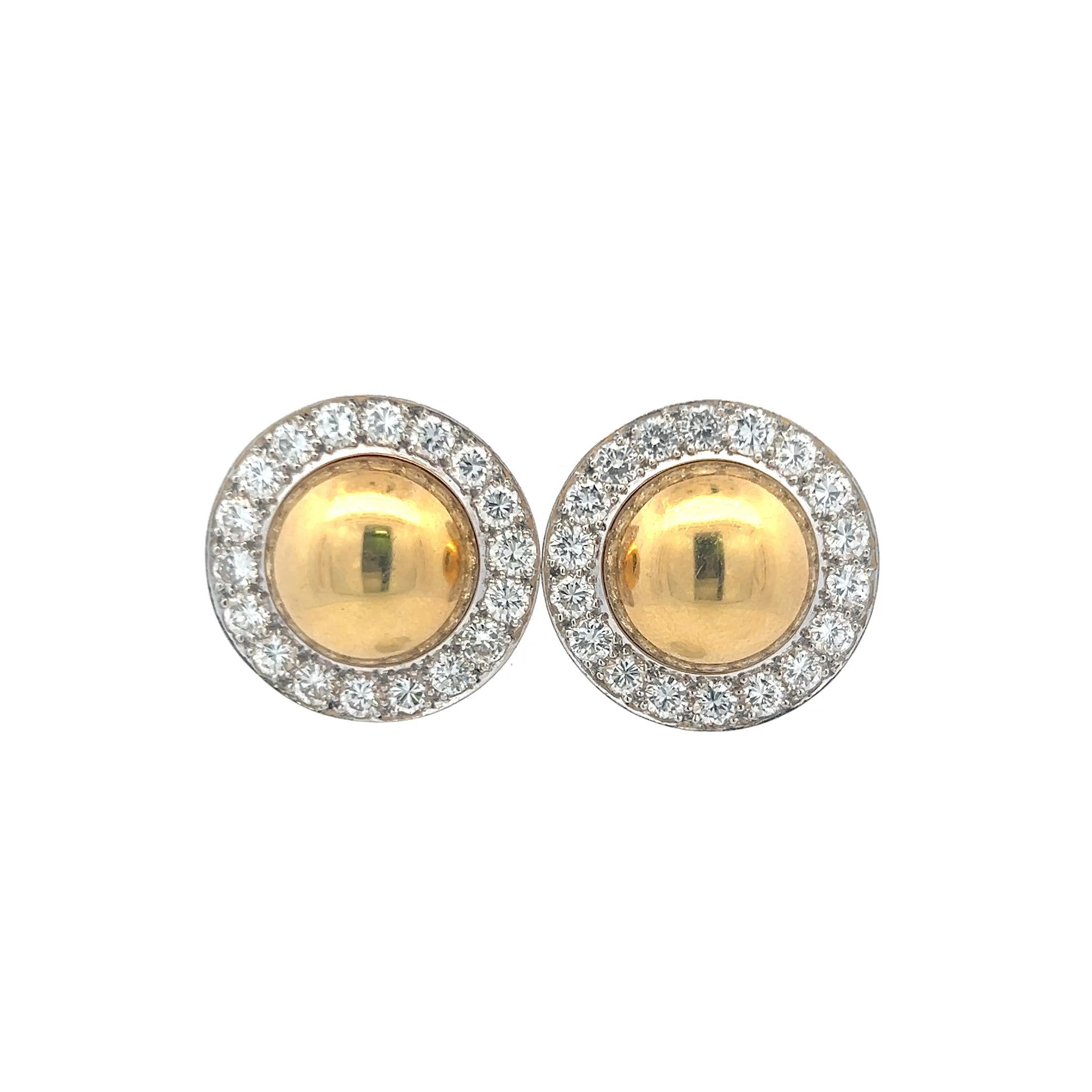  A David Webb 4.32 Carat Round G VS1 Diamond 18 Karat Yellow Gold Clips Earrings Unisexe 