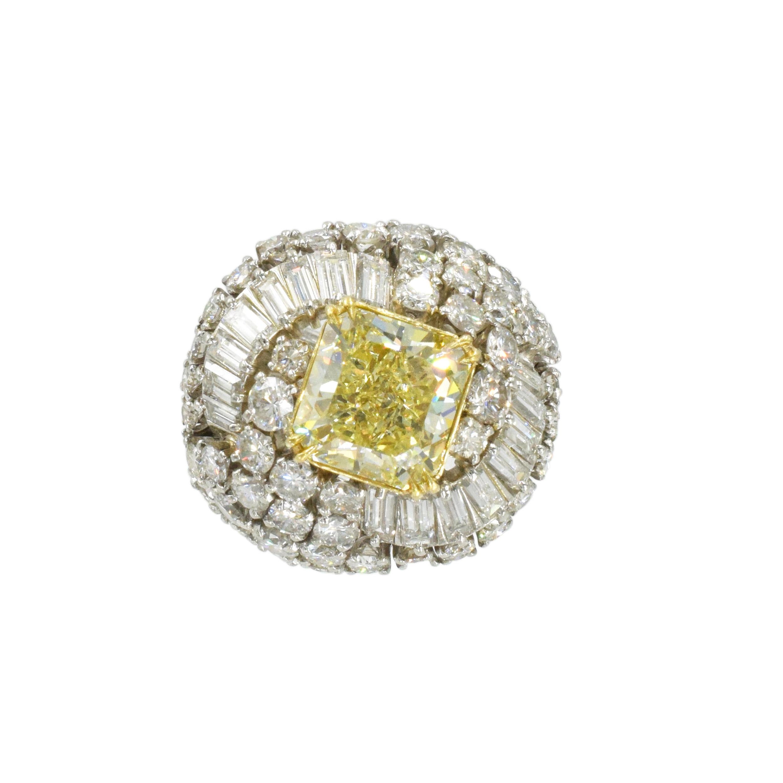 David Webb 5.02 Carat Fancy Yellow Diamond Ring G.I.A. In Excellent Condition In New York, NY