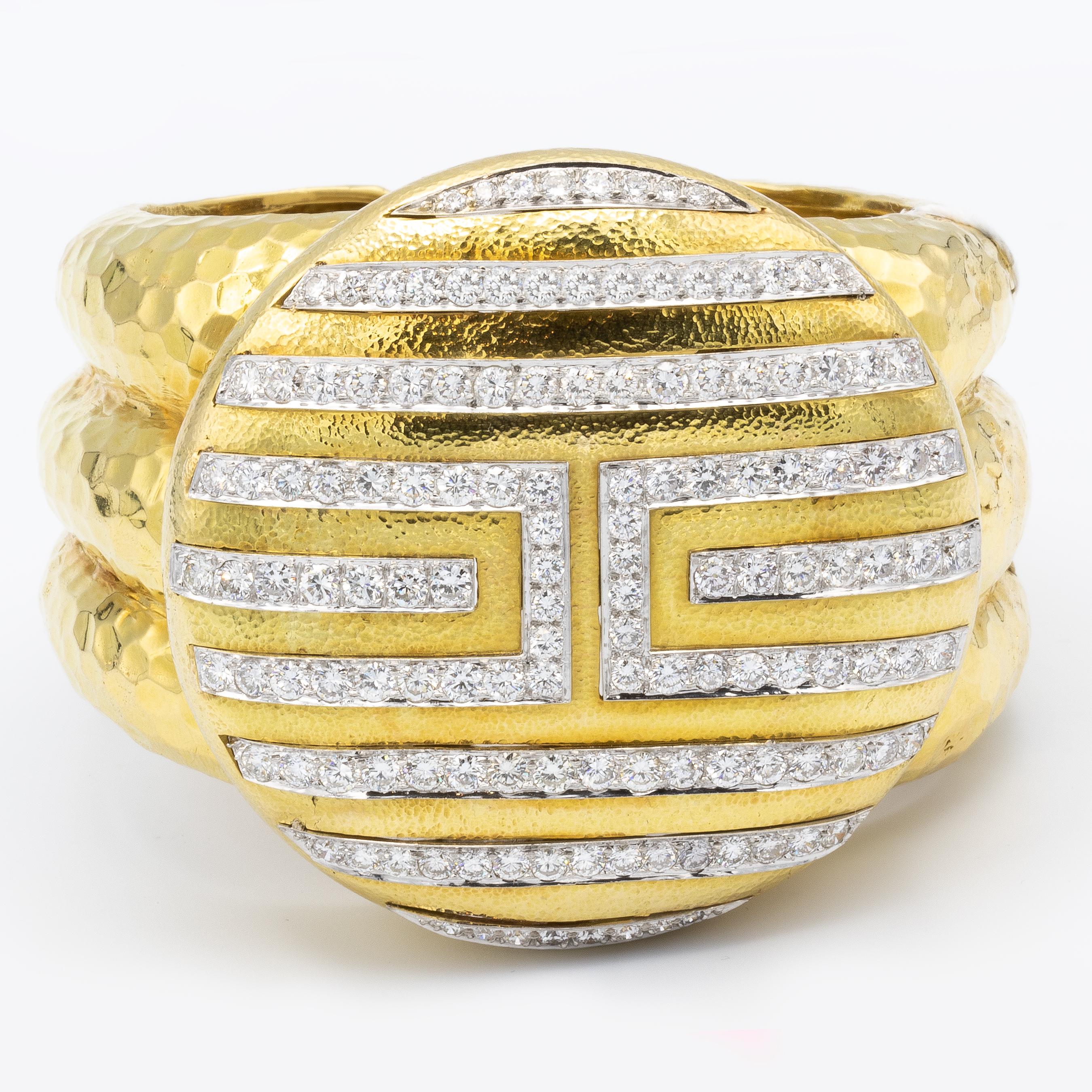David Webb 5.85 Carat Diamond Bracelet 18 Karat Yellow Gold In Excellent Condition In Carlsbad, CA