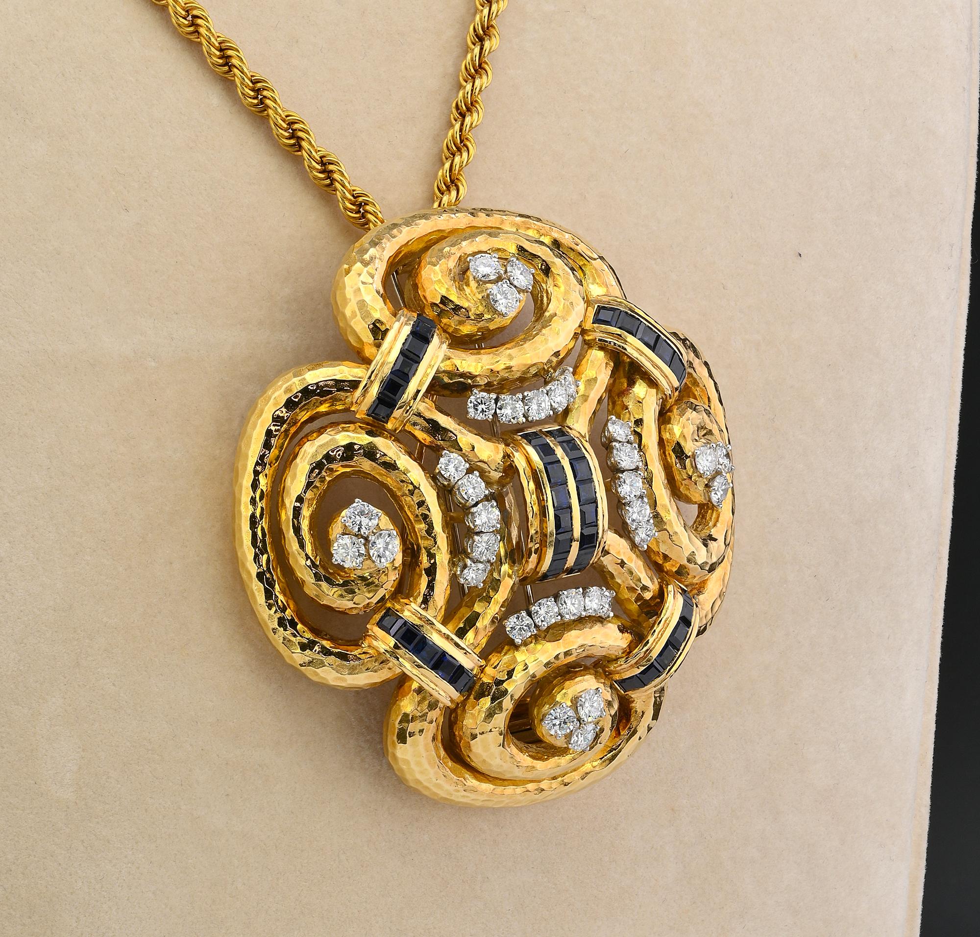 David Webb Ancient World Sapphire Diamond Brooch Pendant In Good Condition For Sale In Napoli, IT
