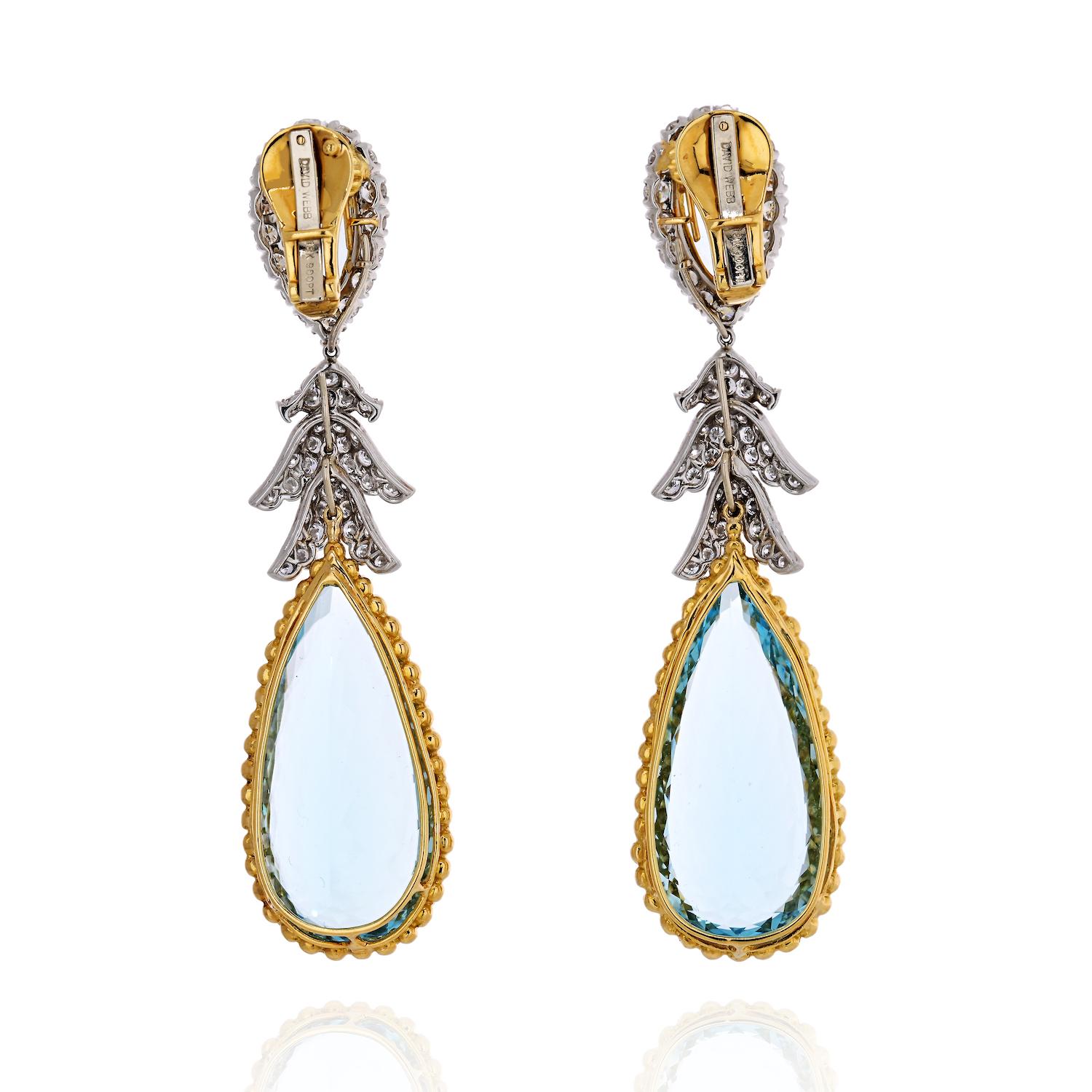 David Webb Aquamarine And Diamond Drop Dangling Earrings In Excellent Condition For Sale In New York, NY