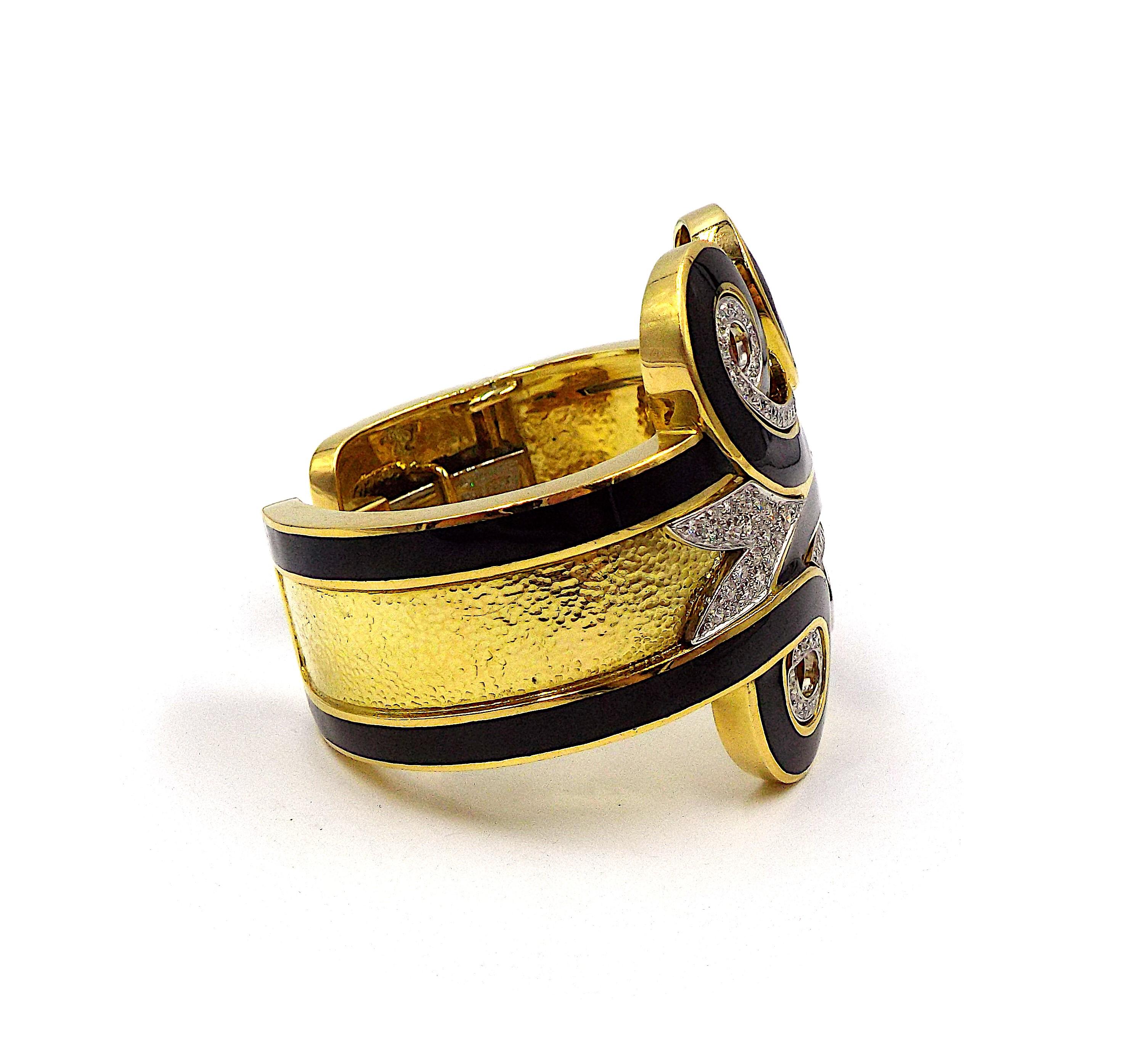 Round Cut David Webb Arabesque 18K Gold Enamel Diamond Cuff Bracelet For Sale