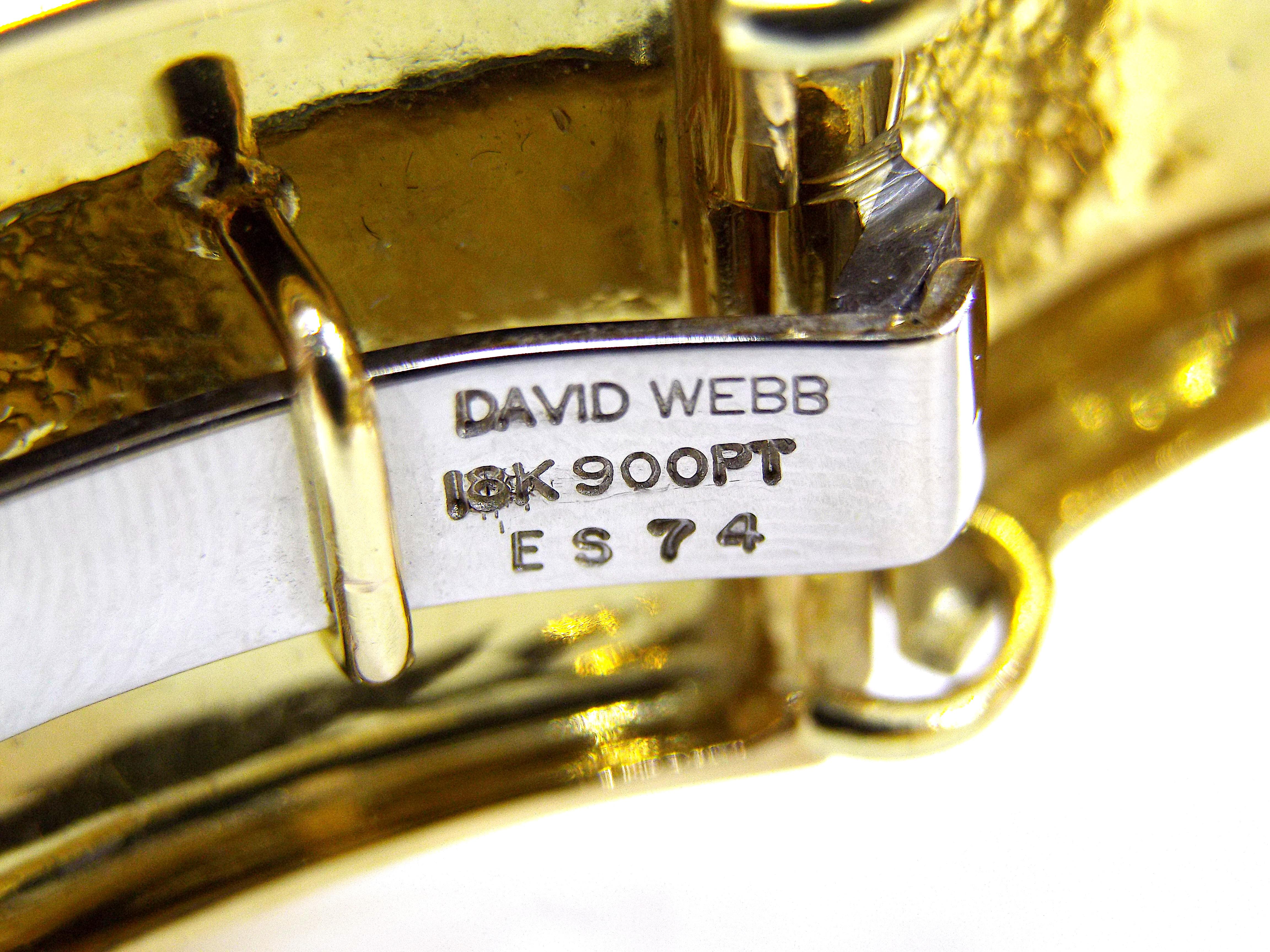 David Webb Arabesque 18K Gold Enamel Diamond Cuff Bracelet In Good Condition For Sale In New York, NY