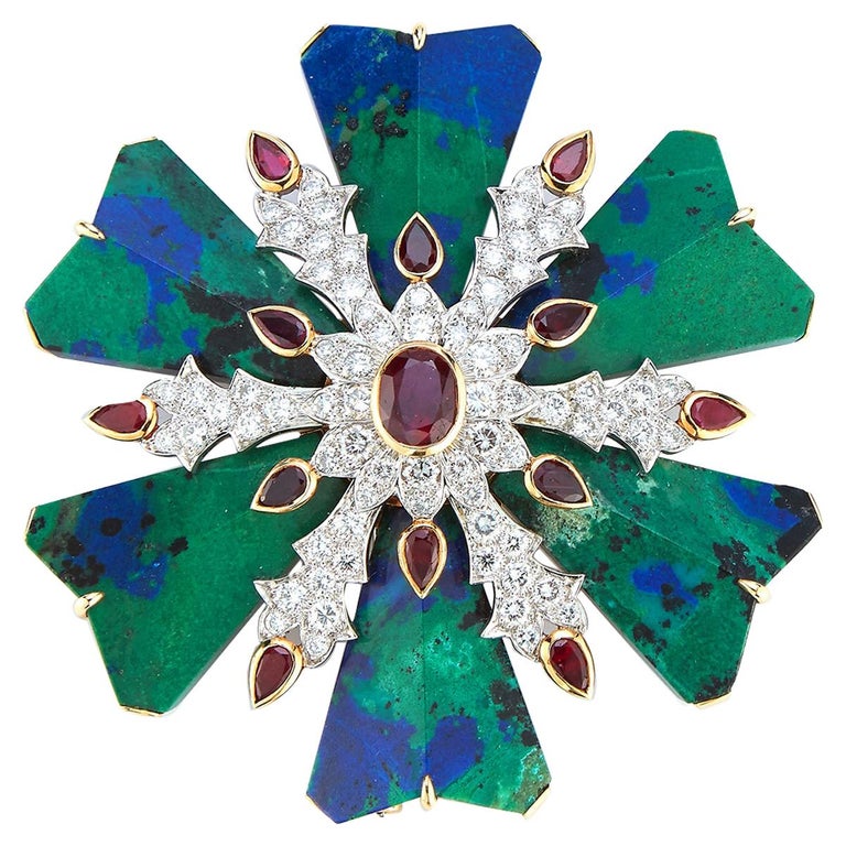 Broche croix avec pierres miroir en verre rouge et zircone