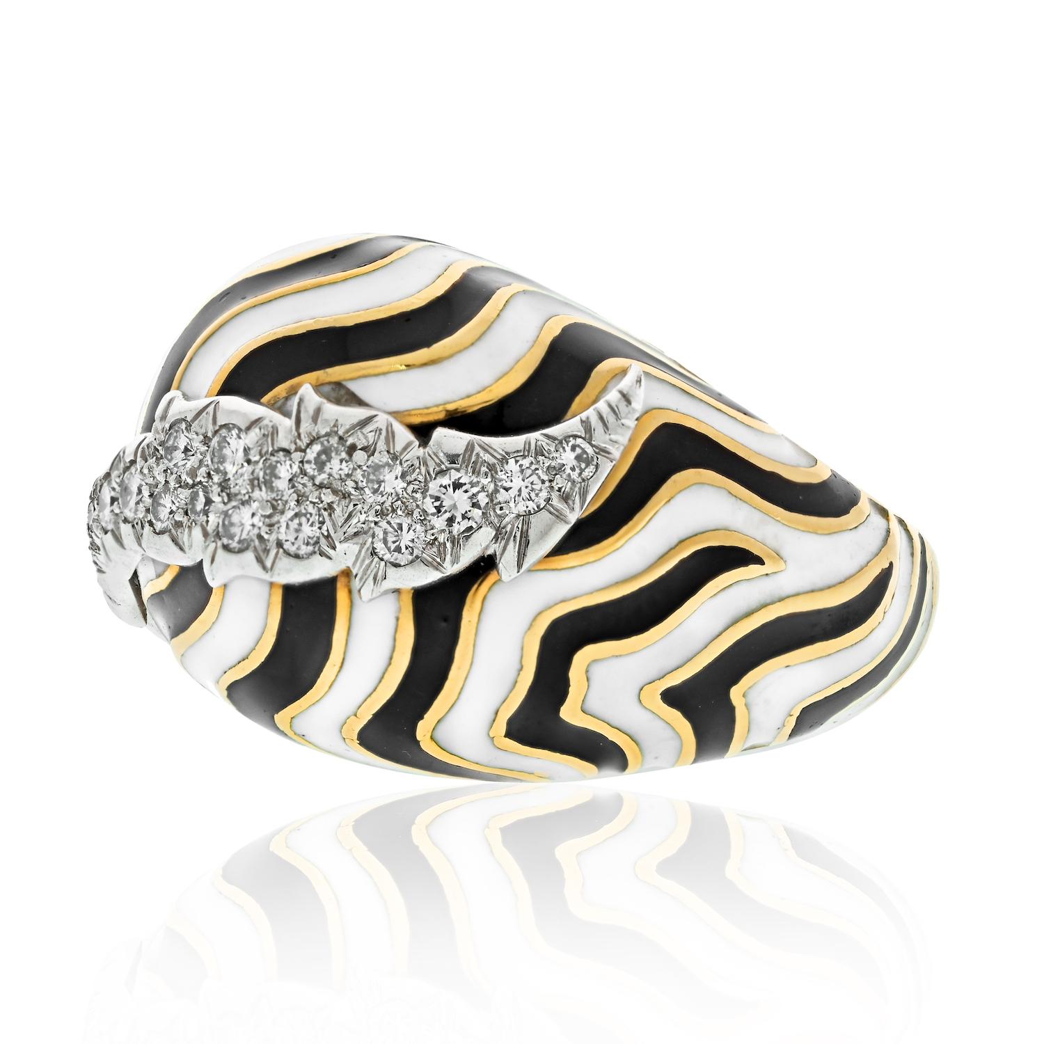 David Webb Black Bombe and White Diamond Enamel Platinum Gold Ring For Sale 2