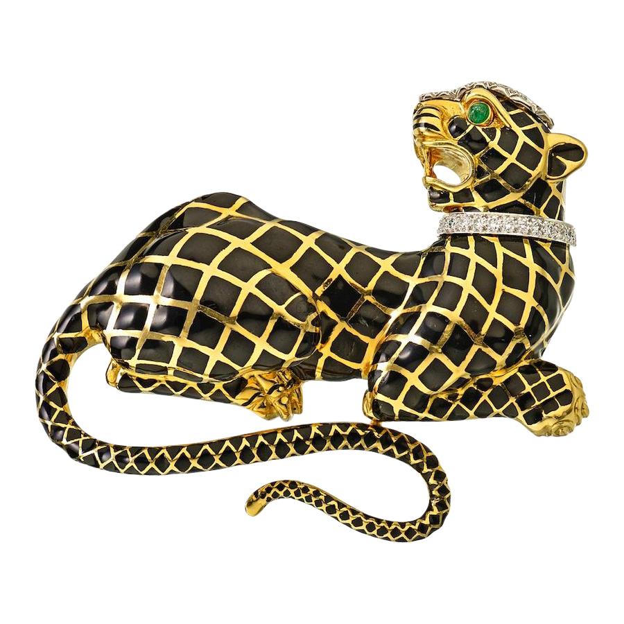 David Webb Black Enamel 18 Karat Gold Emerald Eyes Tiger Brooch For Sale