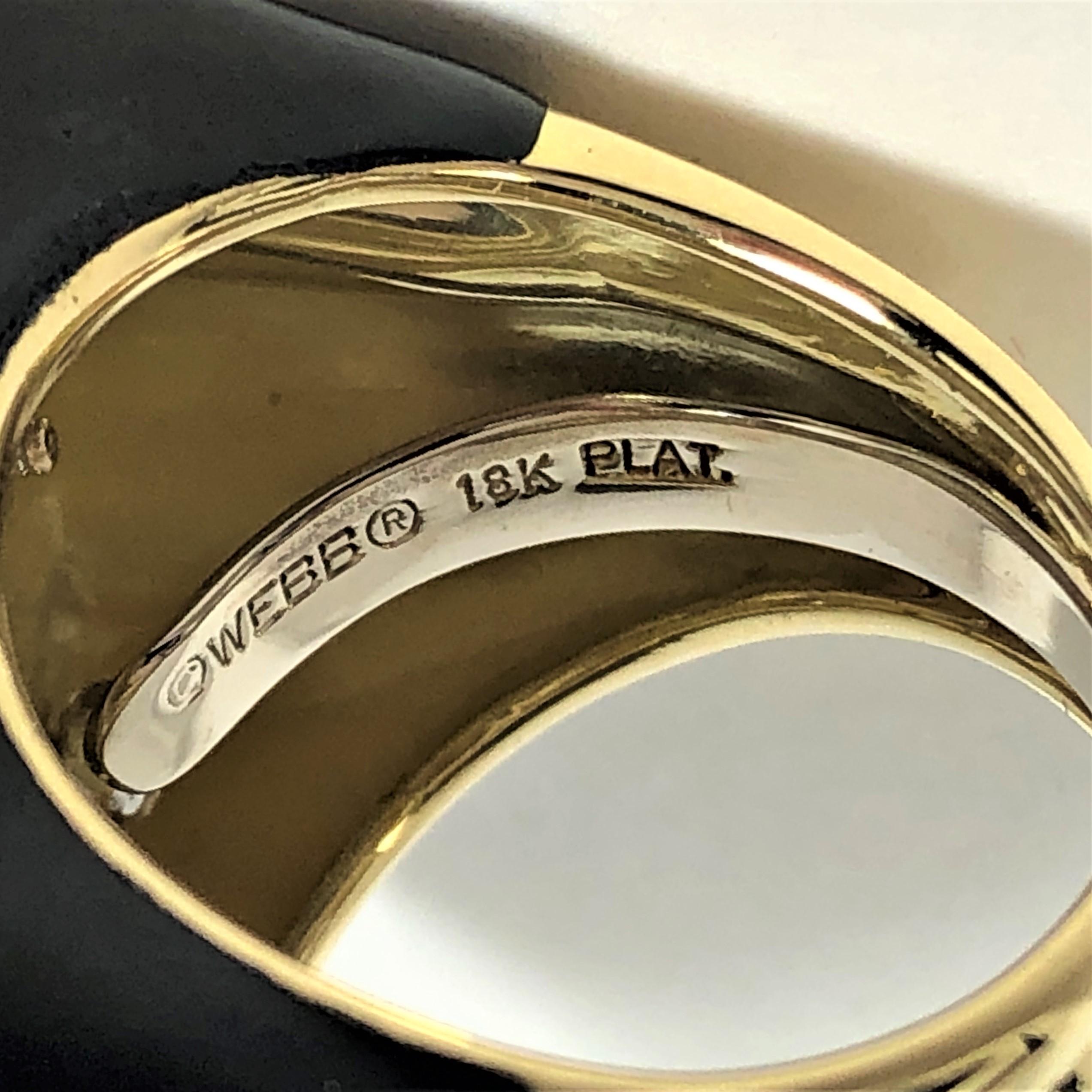 David Webb Black Enamel and Diamond Radiator Ring In Good Condition For Sale In Palm Beach, FL