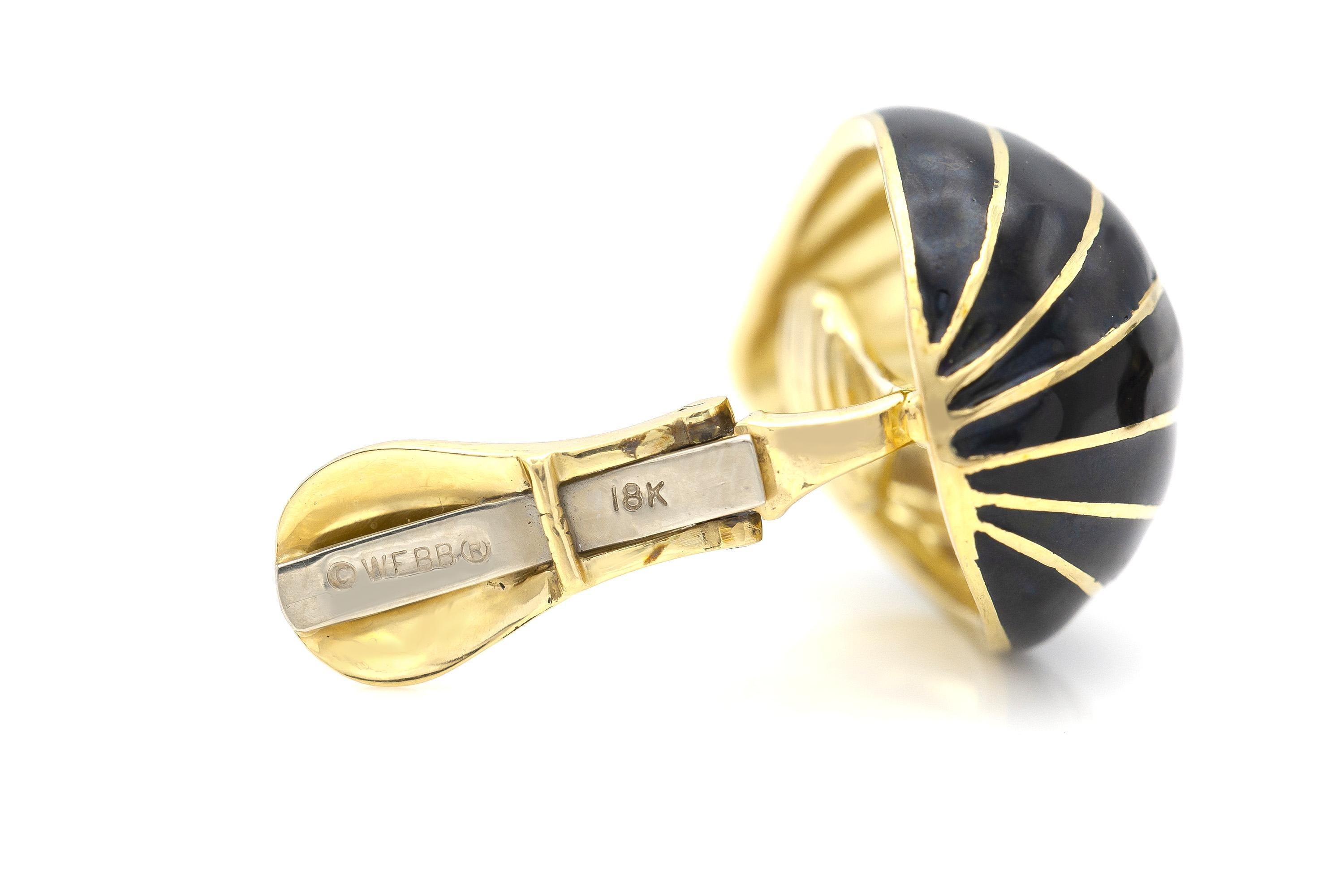 Boucles d'oreilles en émail noir et or en forme d'amande David Webb Pour femmes en vente