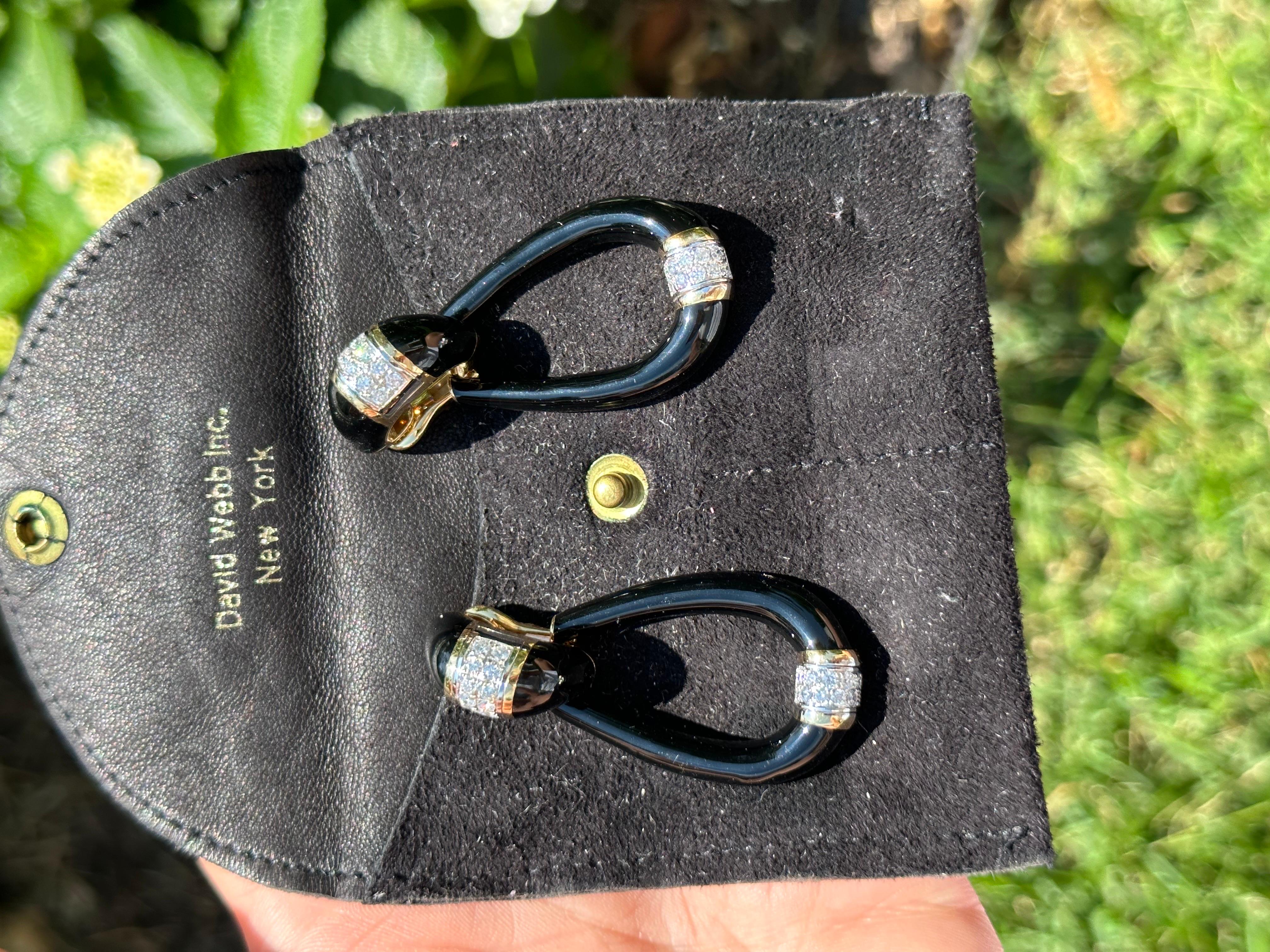 Boucles d'oreilles détachables en émail noir et diamants David Webb  Excellent état - En vente à Saint Louis, MO
