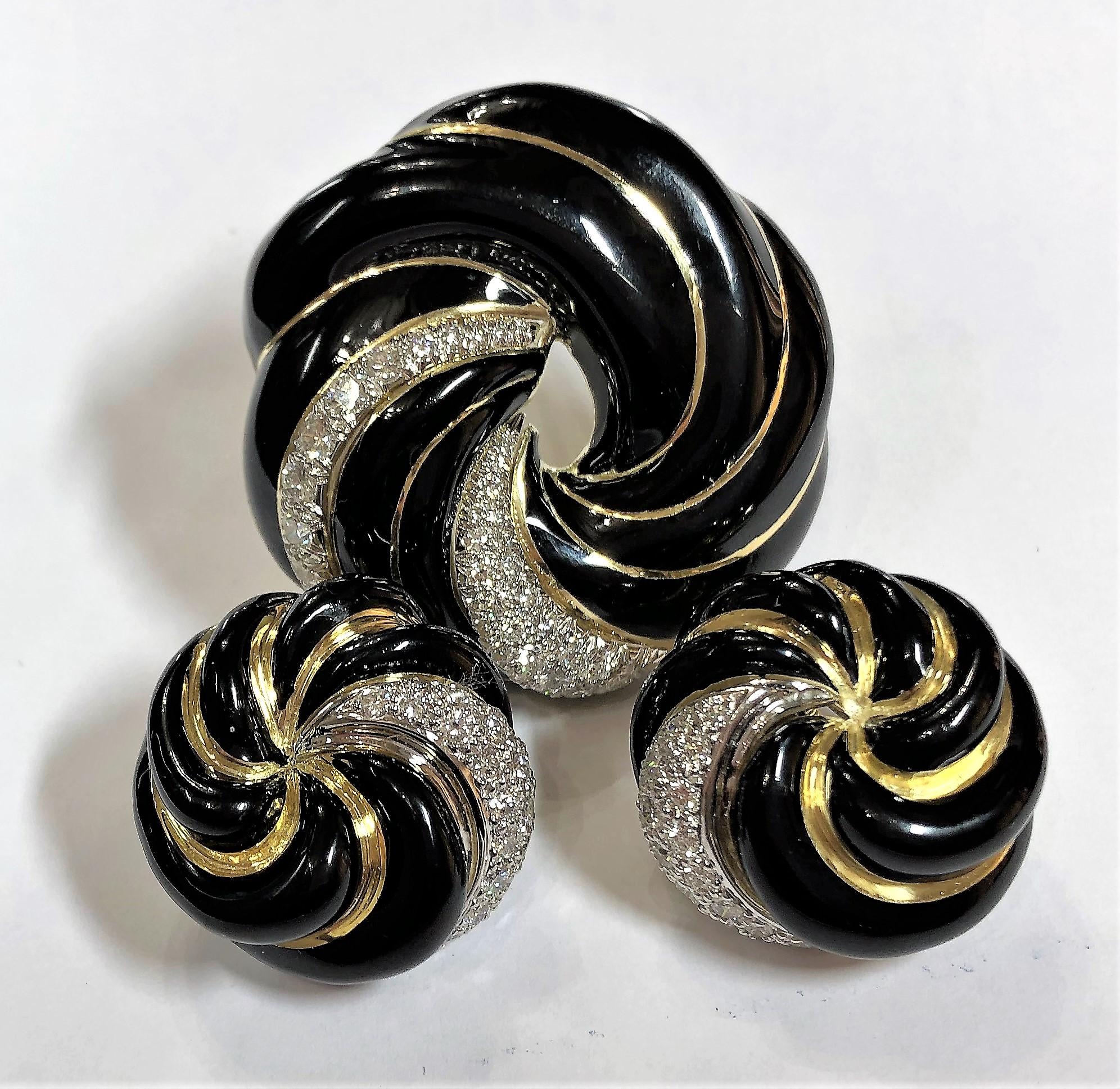 Women's David Webb Black Enamel Gold Platinum and Diamond Swirl Brooch For Sale