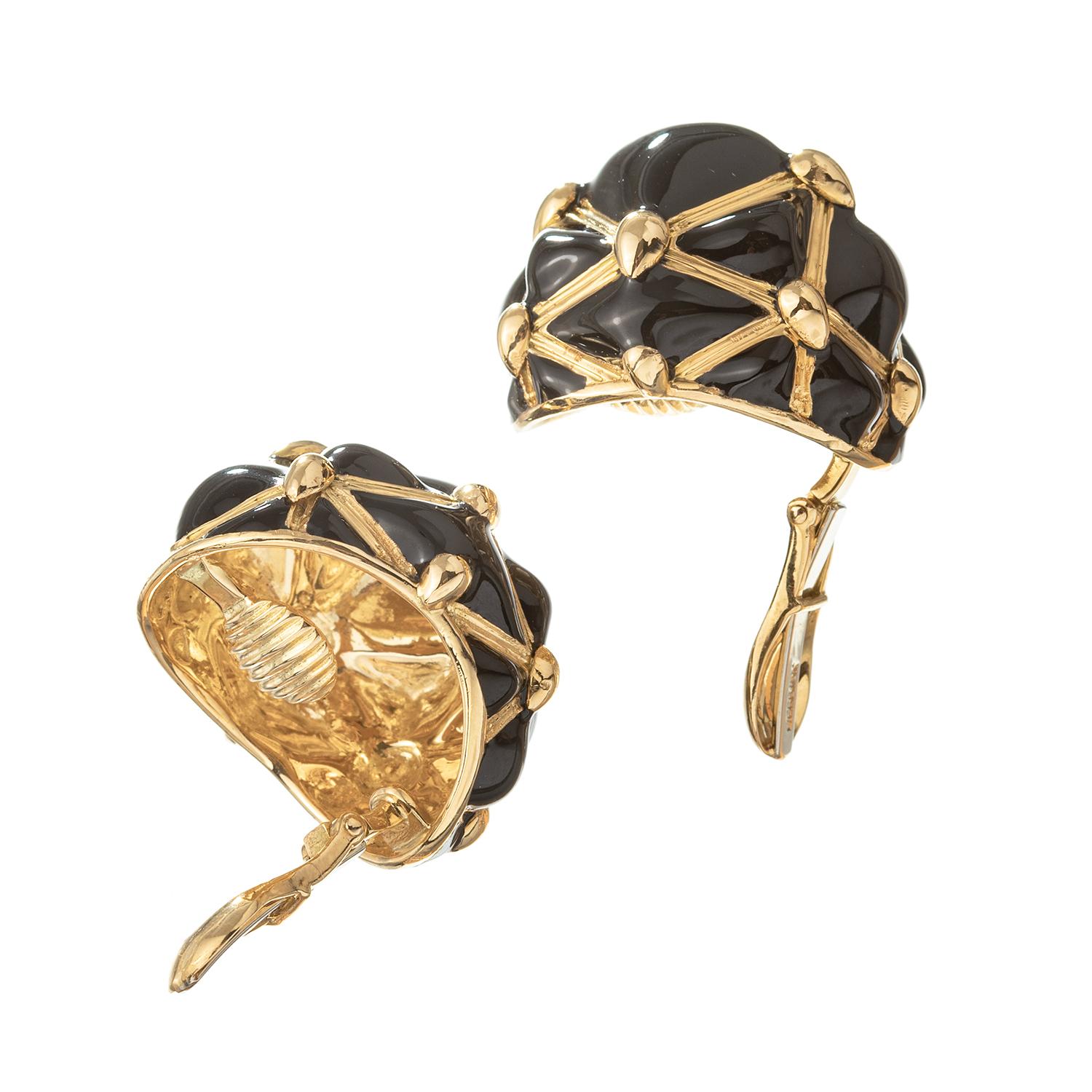 David Webb 18k yellow dome clip earrings with a trellis gold pattern with black enamel pyramid centers.  Clip backs signed 