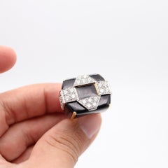 DAVID WEBB Black Enameled Cocktail Ring In 18Kt Gold With 3.96 Cwt. VVS Diamonds
